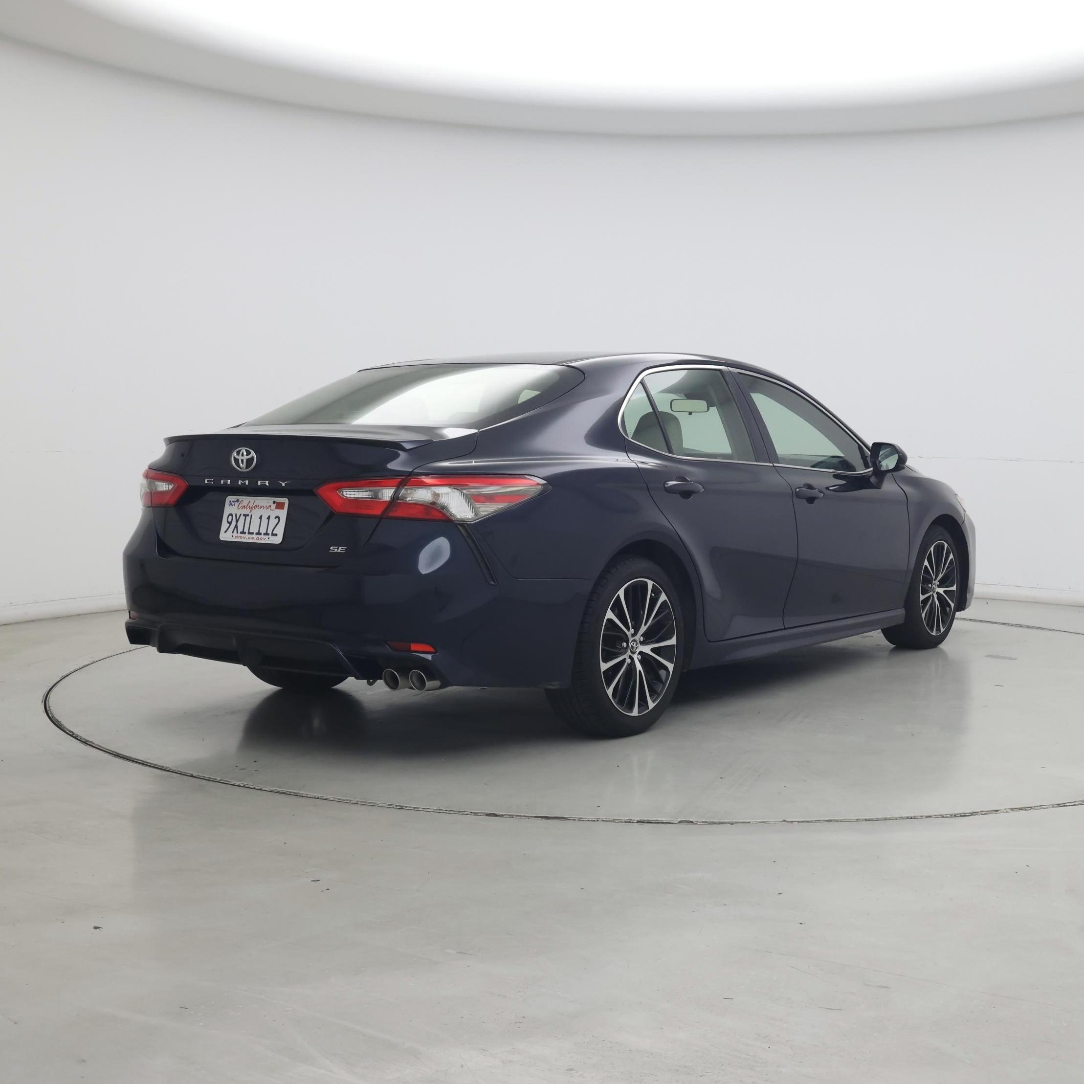 Thumbnail: 2018 Toyota Camry - 8