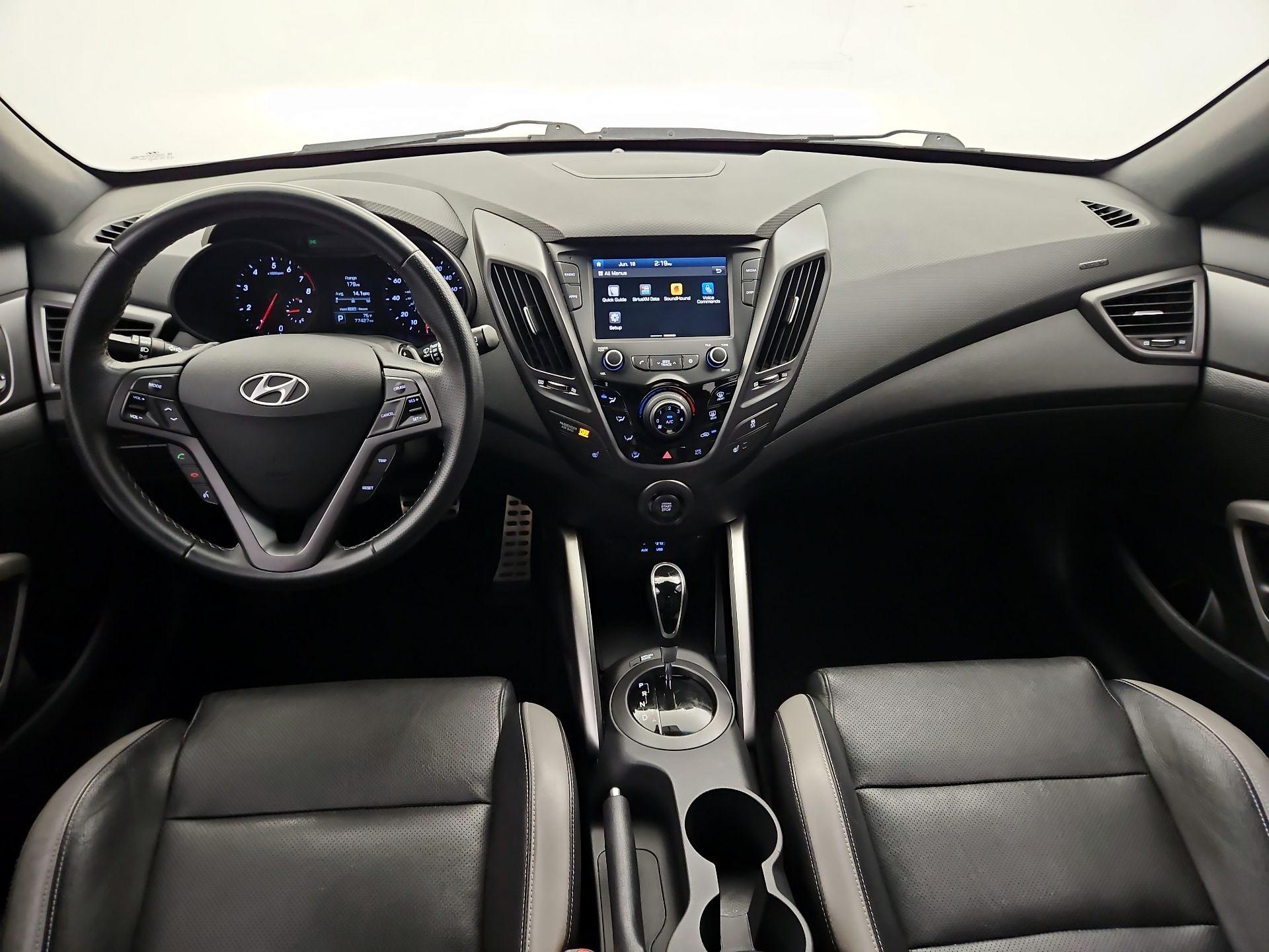 Thumbnail: 2017 Hyundai Veloster - 9
