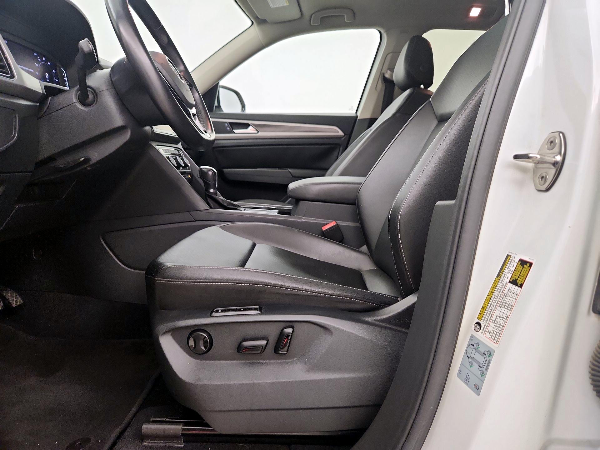 Thumbnail: 2019 Volkswagen Atlas - 11
