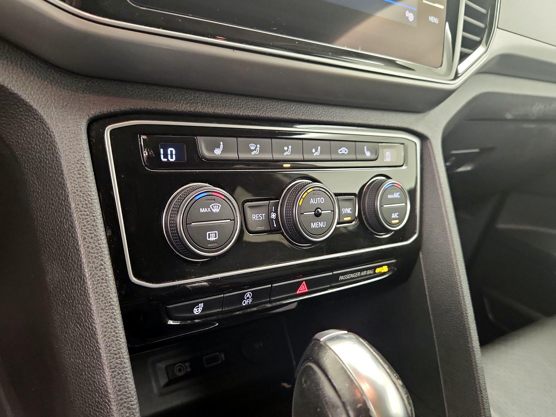 Thumbnail: 2019 Volkswagen Atlas - 16