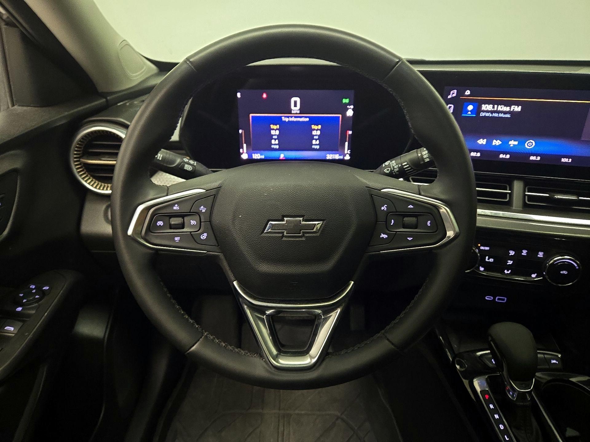Thumbnail: 2024 Chevrolet Trax - 10