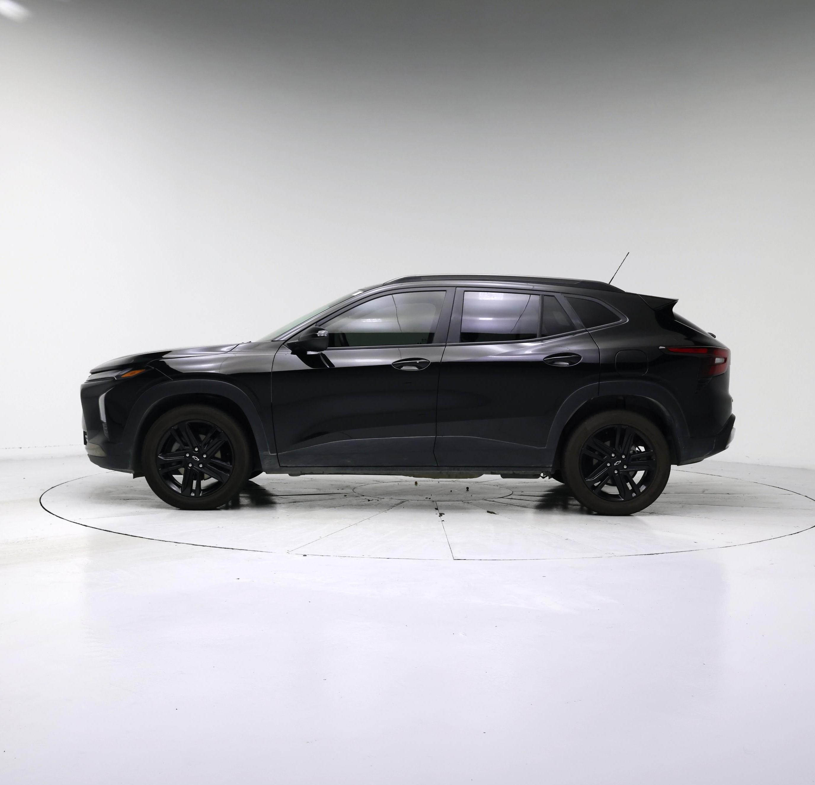 Thumbnail: 2024 Chevrolet Trax - 3