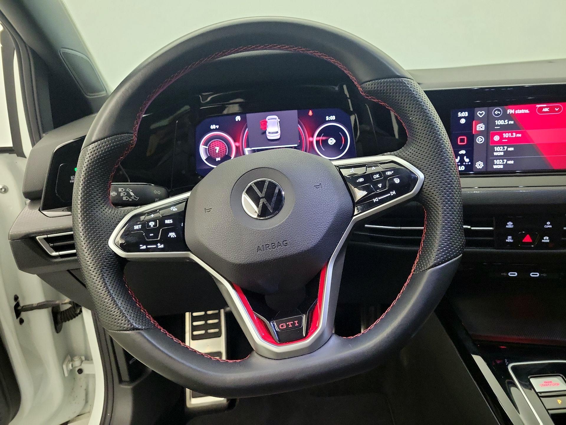 Thumbnail: 2023 Volkswagen Golf - 10