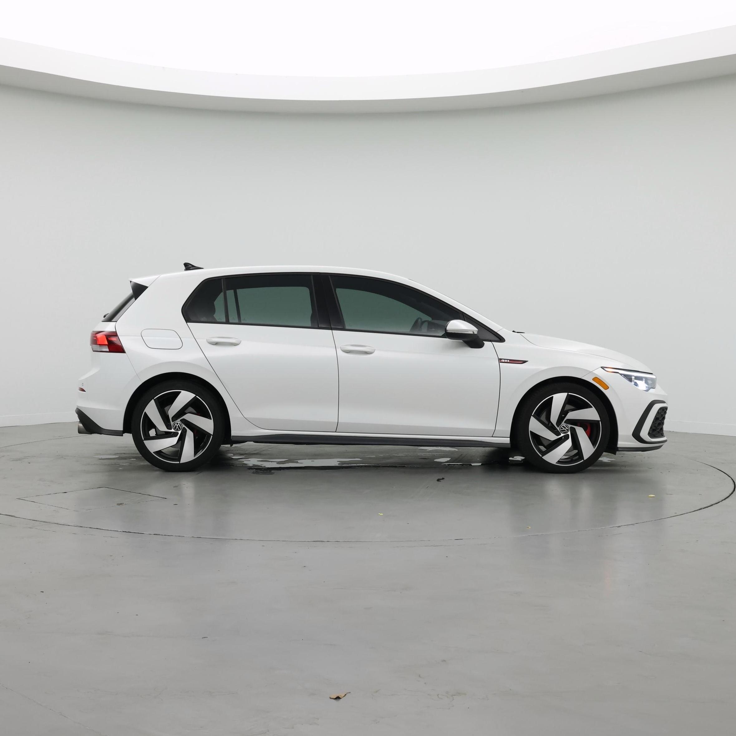 Thumbnail: 2023 Volkswagen Golf - 7