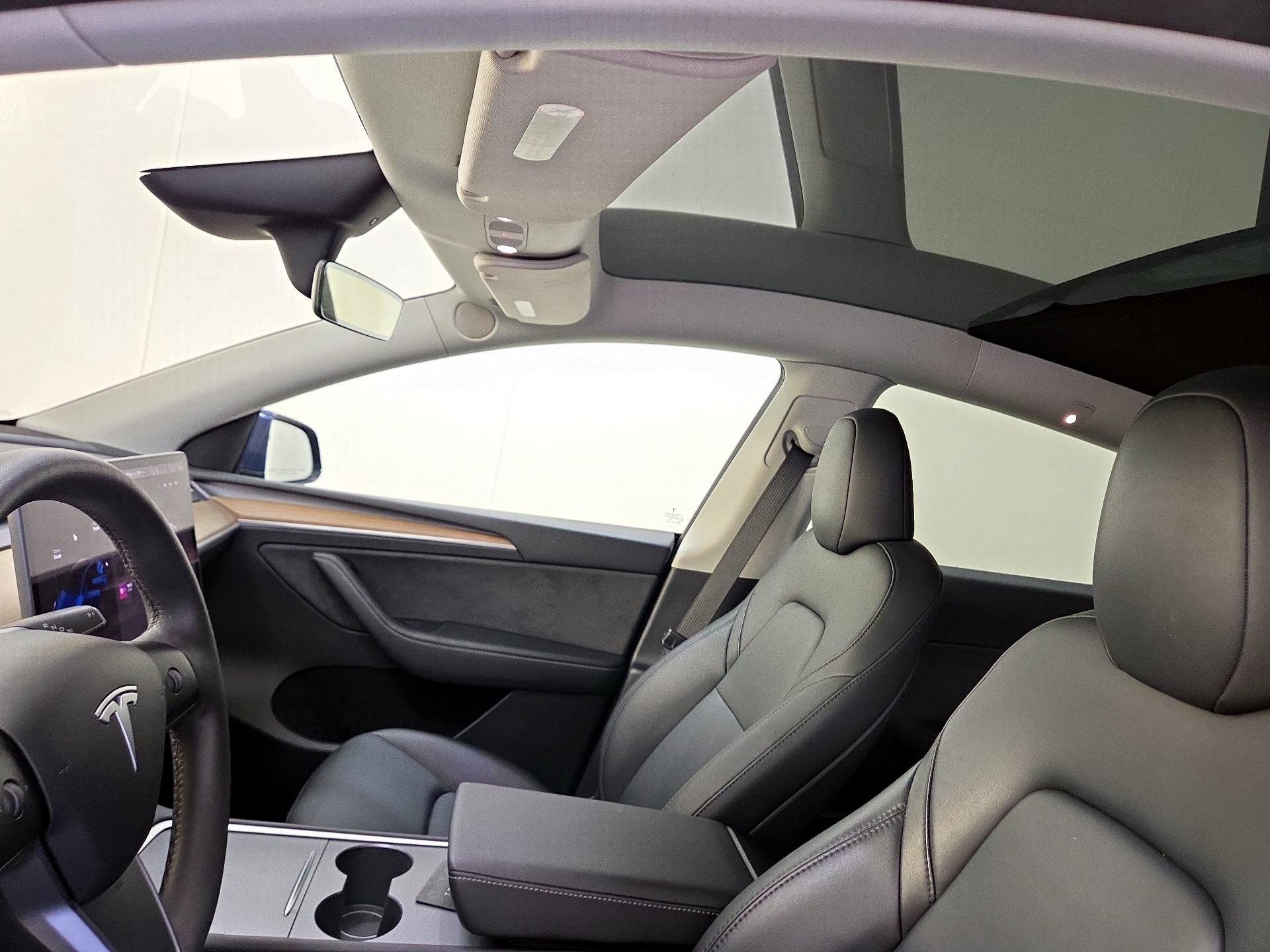 Thumbnail: 2023 Tesla Model Y - 18