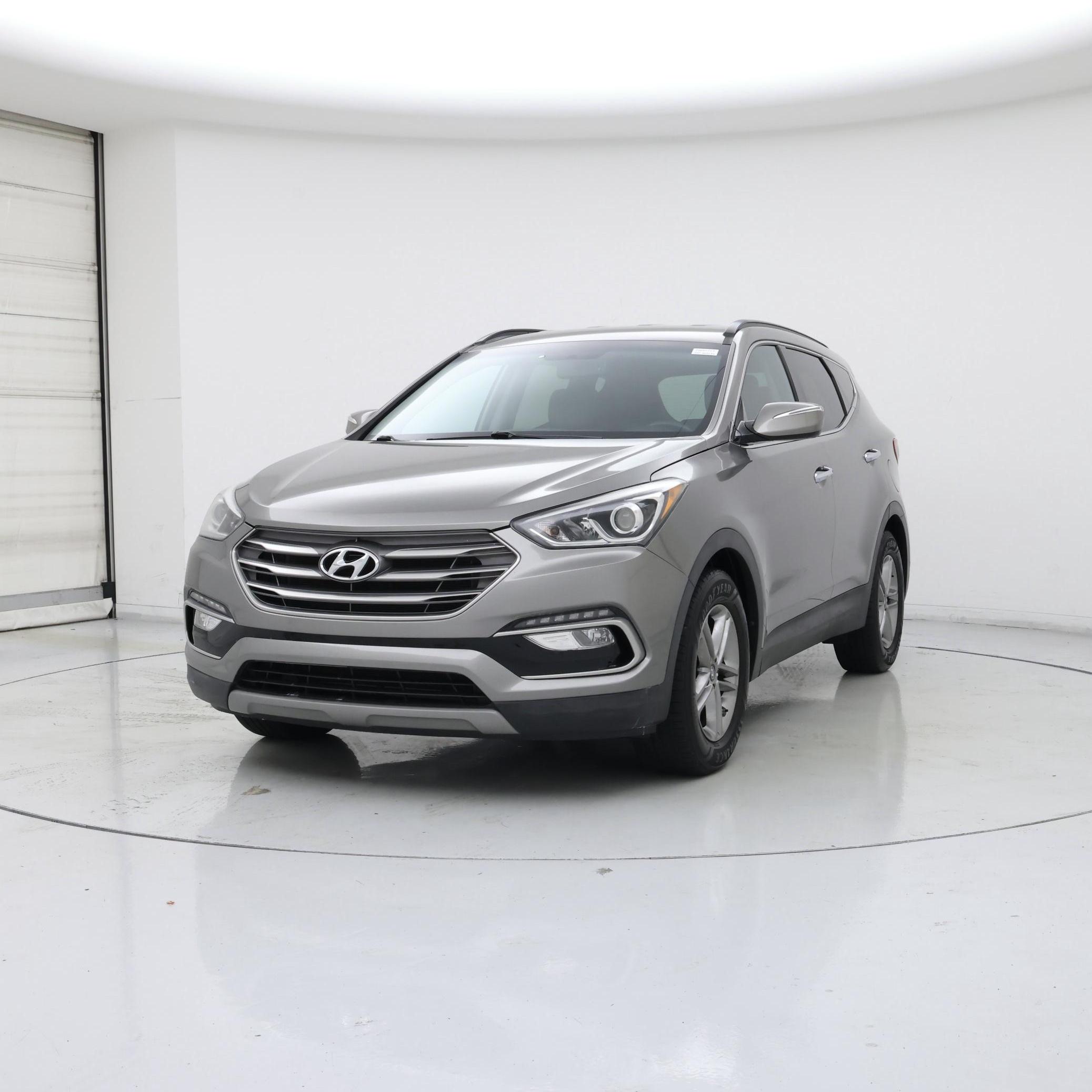 Thumbnail: 2017 Hyundai Santa Fe - 4