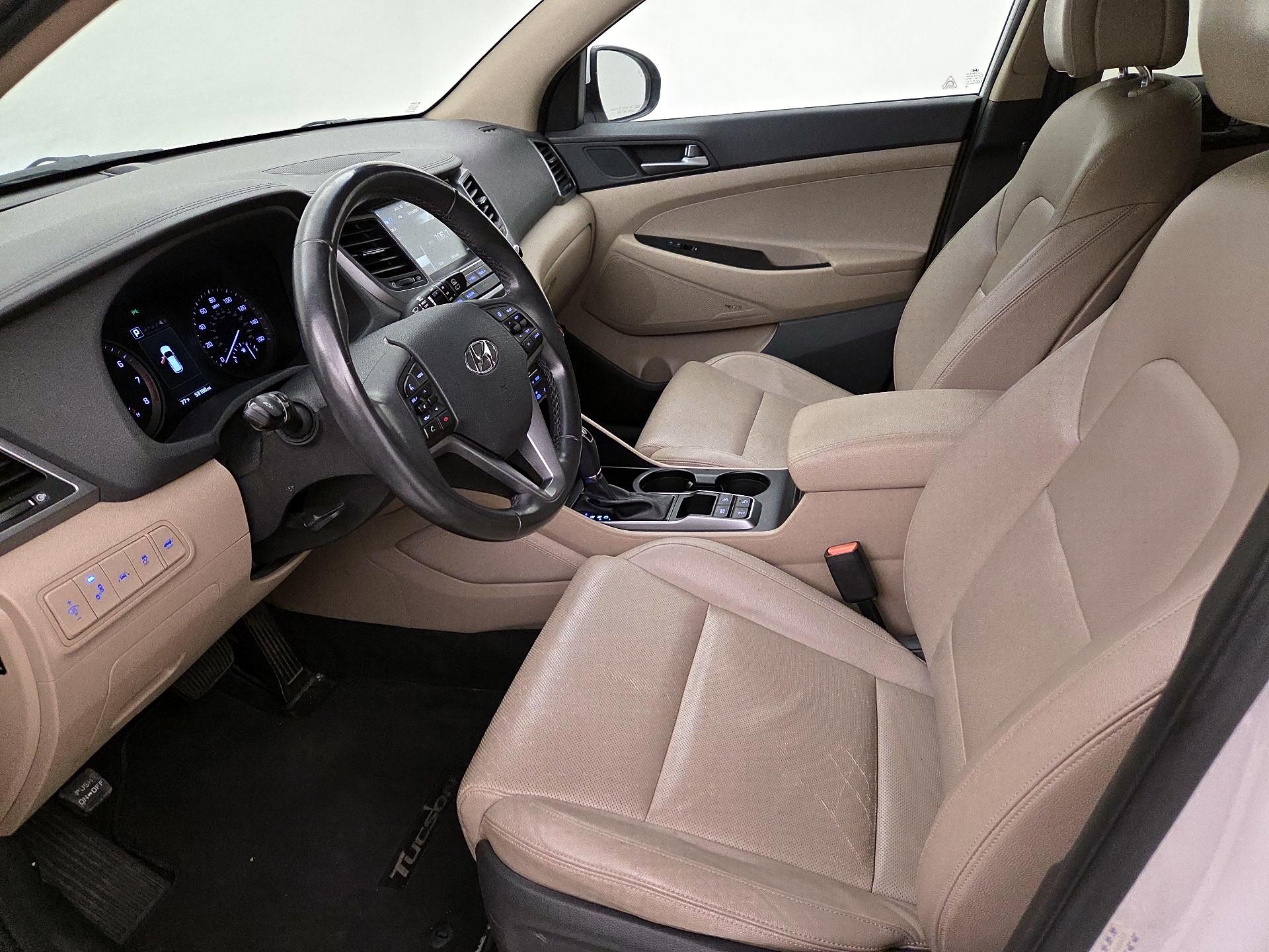 Thumbnail: 2017 Hyundai Tucson - 11