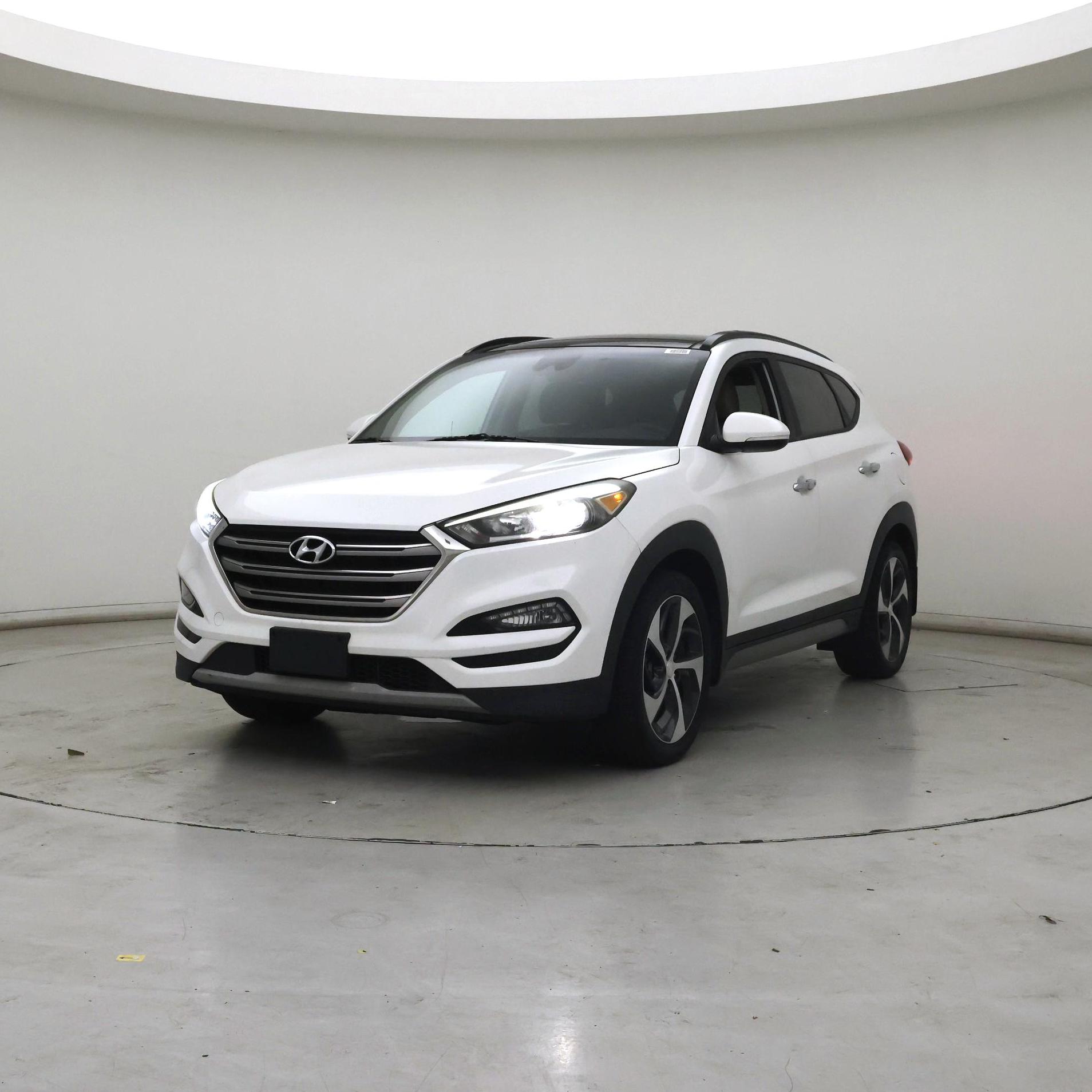 Thumbnail: 2017 Hyundai Tucson - 4