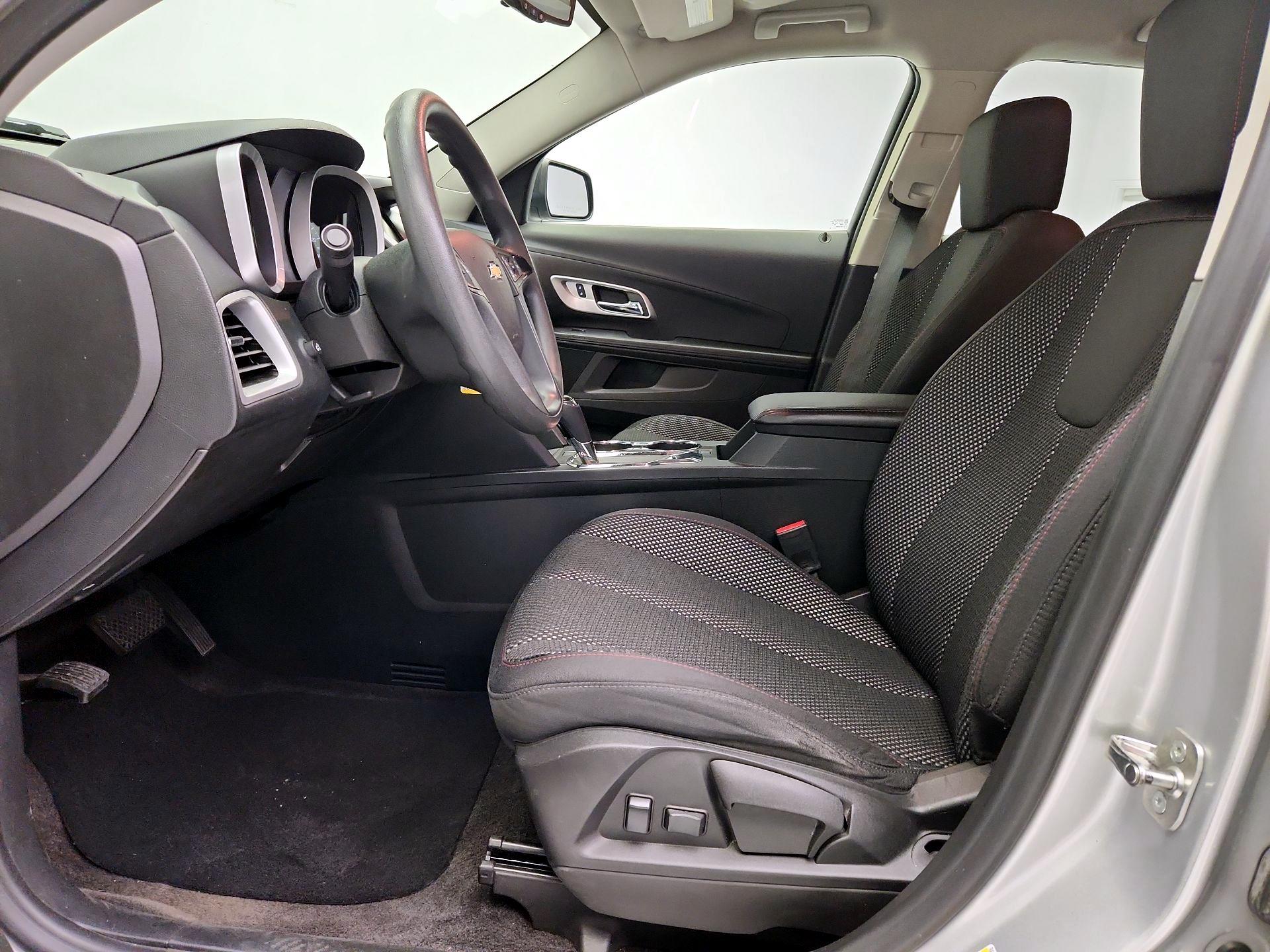 Thumbnail: 2016 Chevrolet Equinox - 11