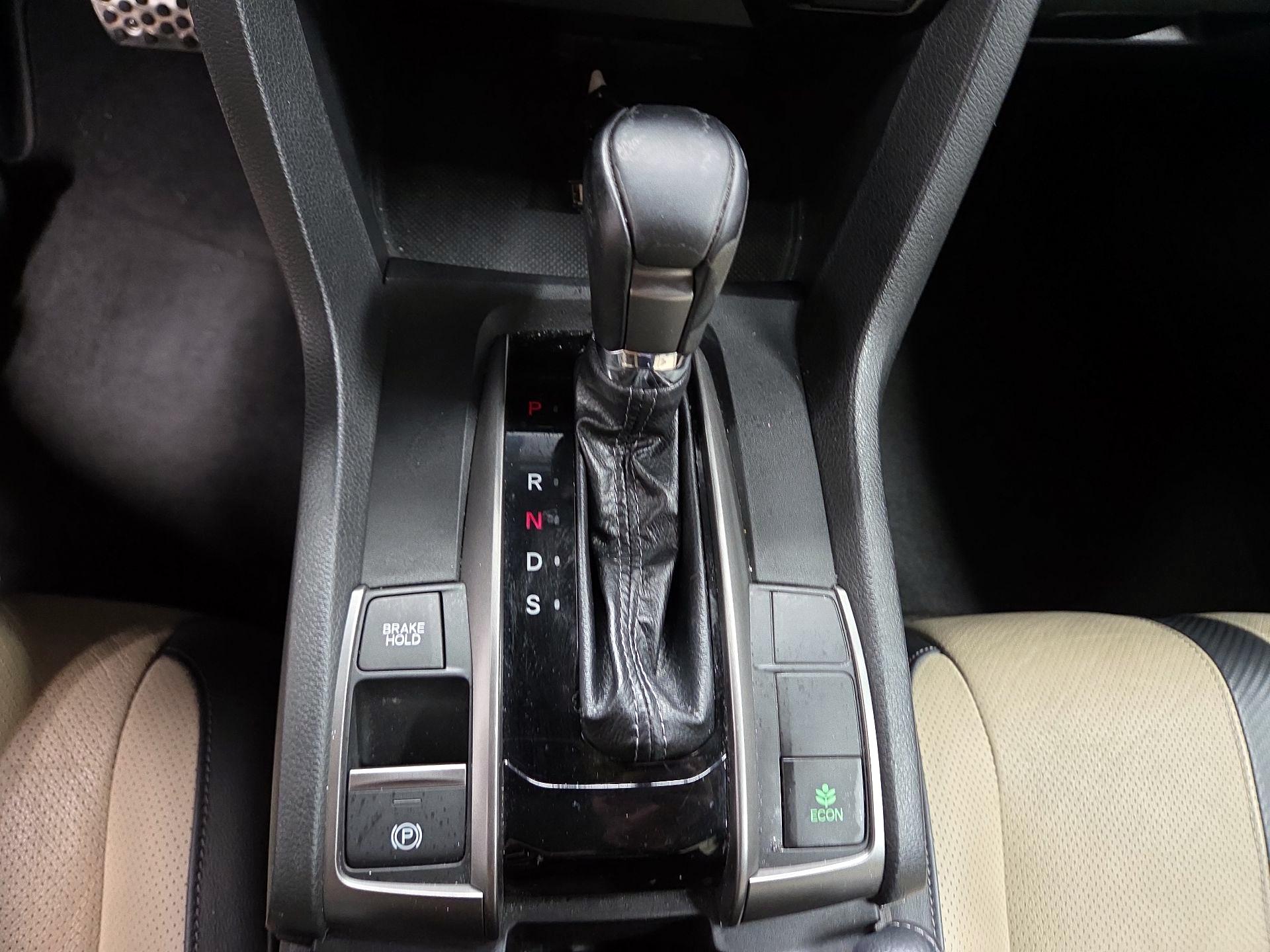 Thumbnail: 2019 Honda Civic - 18