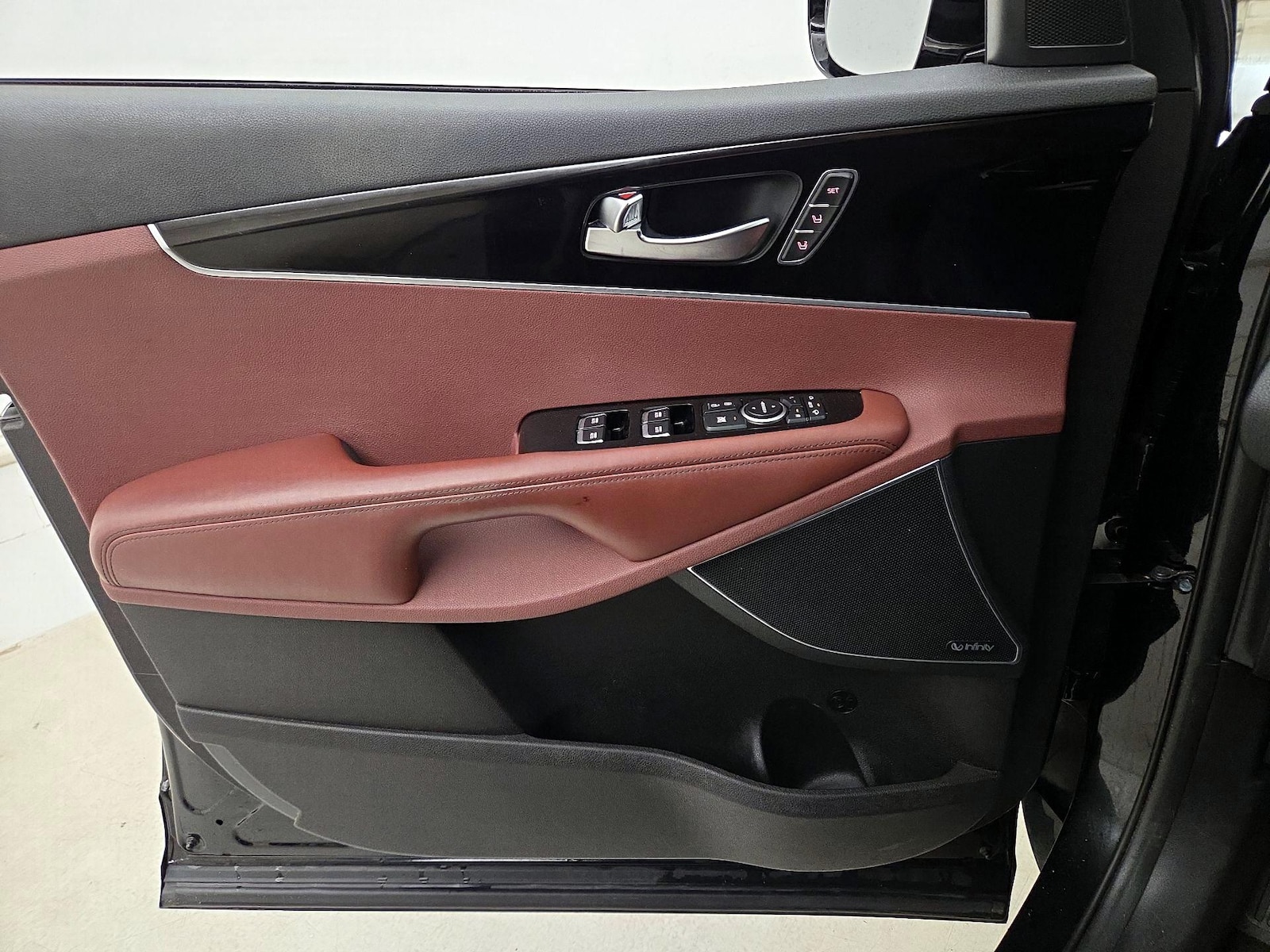 2016 Kia Sorento Limited - Photo 13