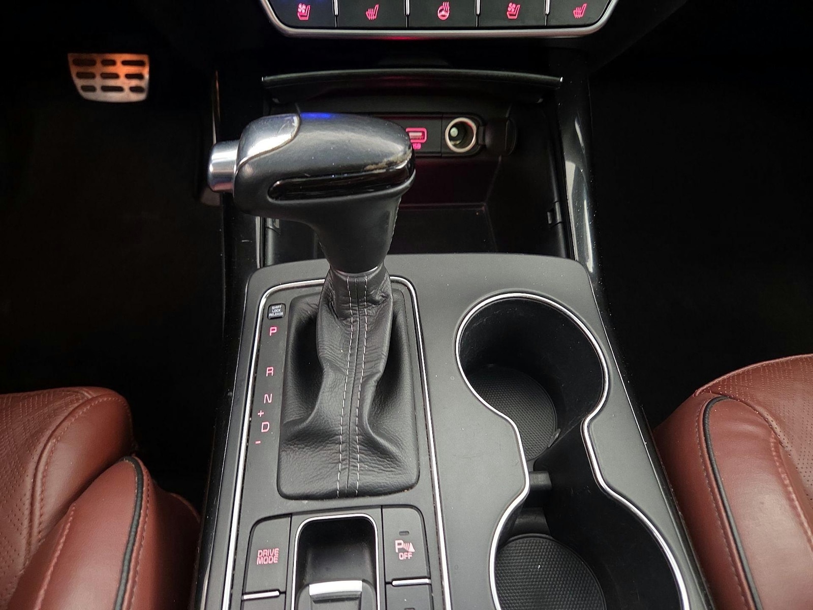 2016 Kia Sorento Limited - Photo 19