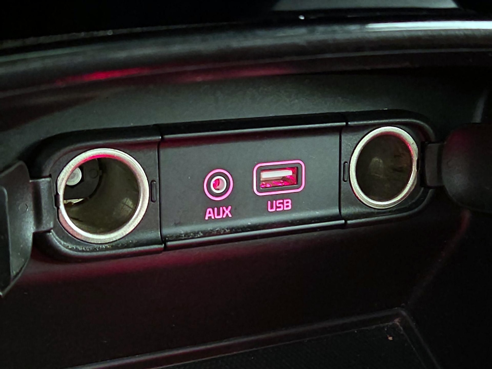 2016 Kia Sorento Limited - Photo 20