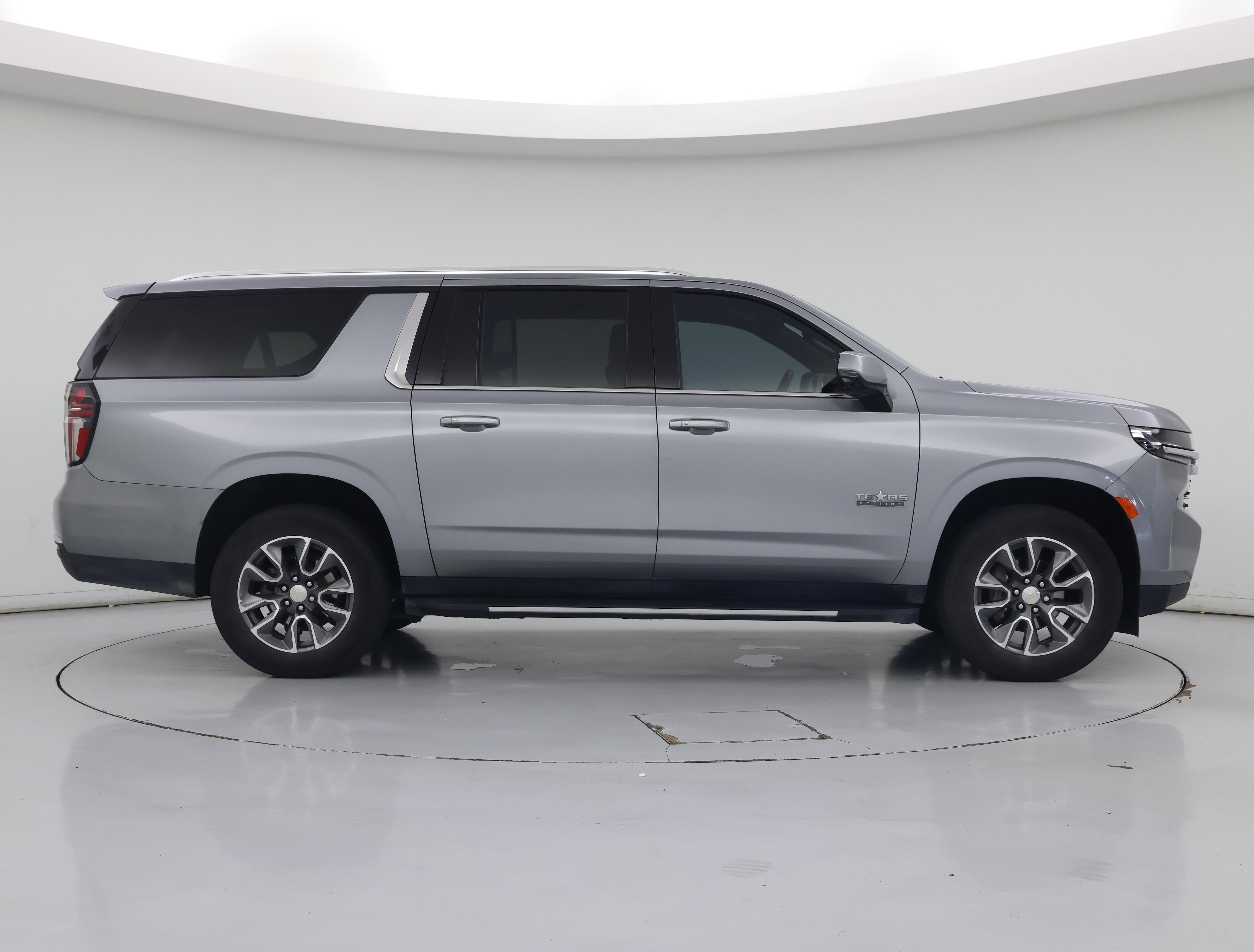 Thumbnail: 2024 Chevrolet Suburban - 7