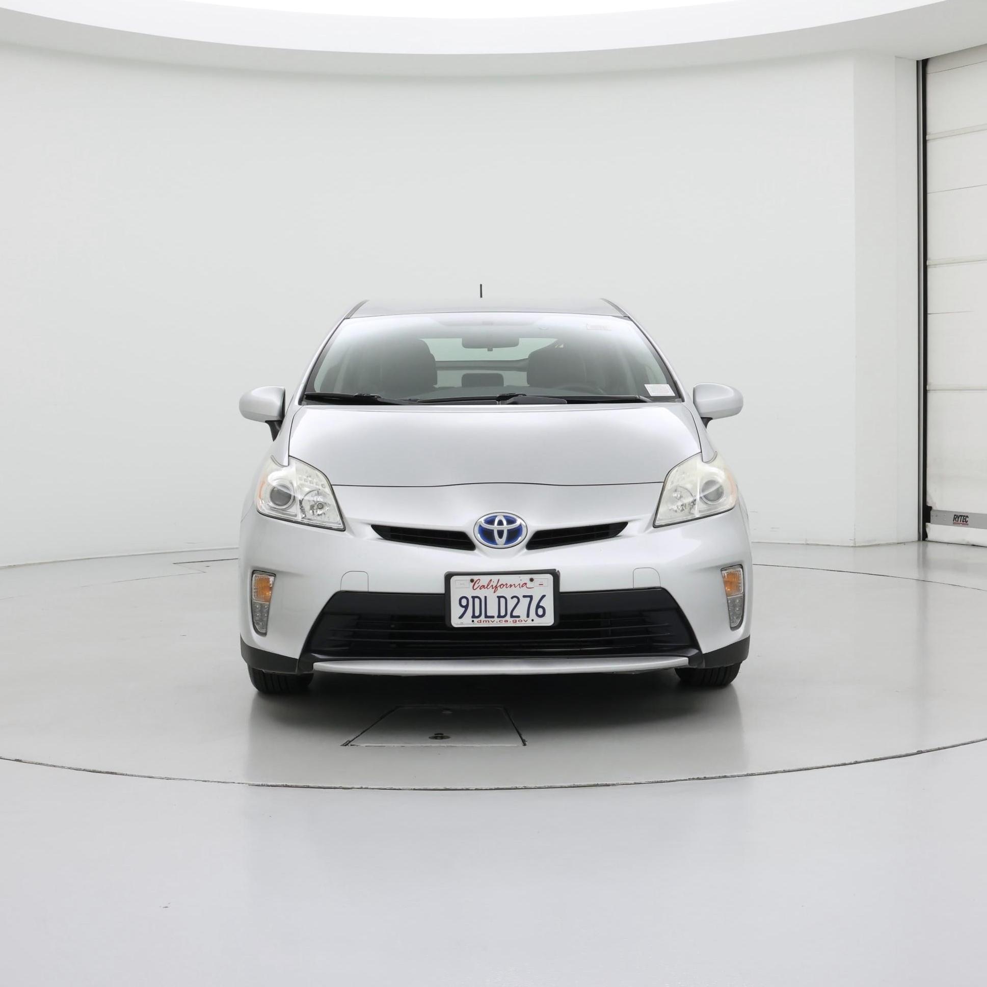 Thumbnail: 2015 Toyota Prius - 5