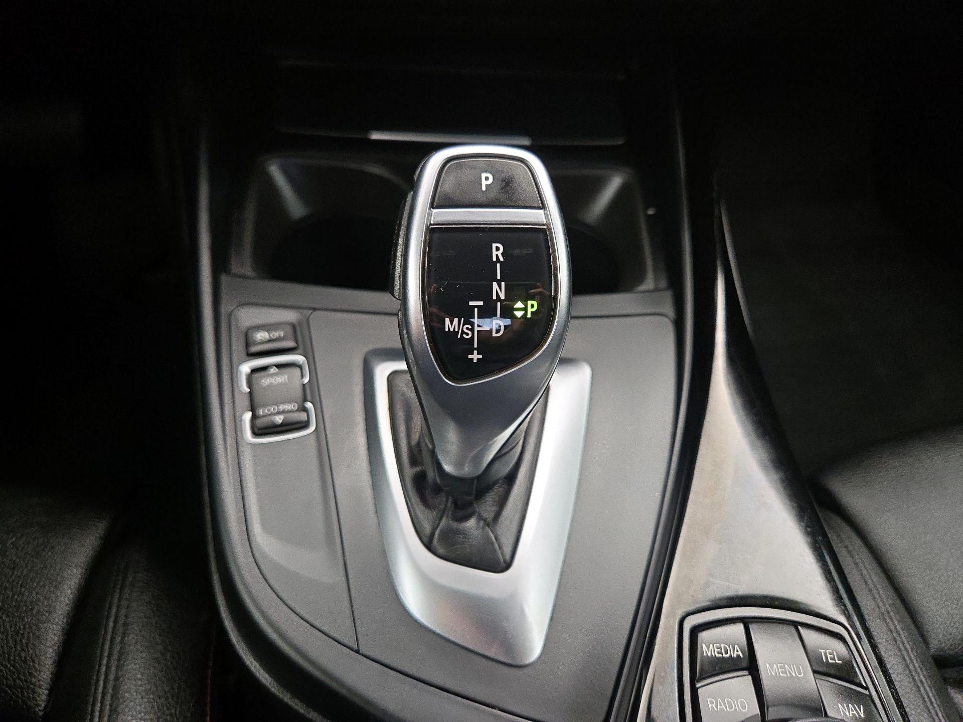 Thumbnail: 2016 BMW 2 Series - 16