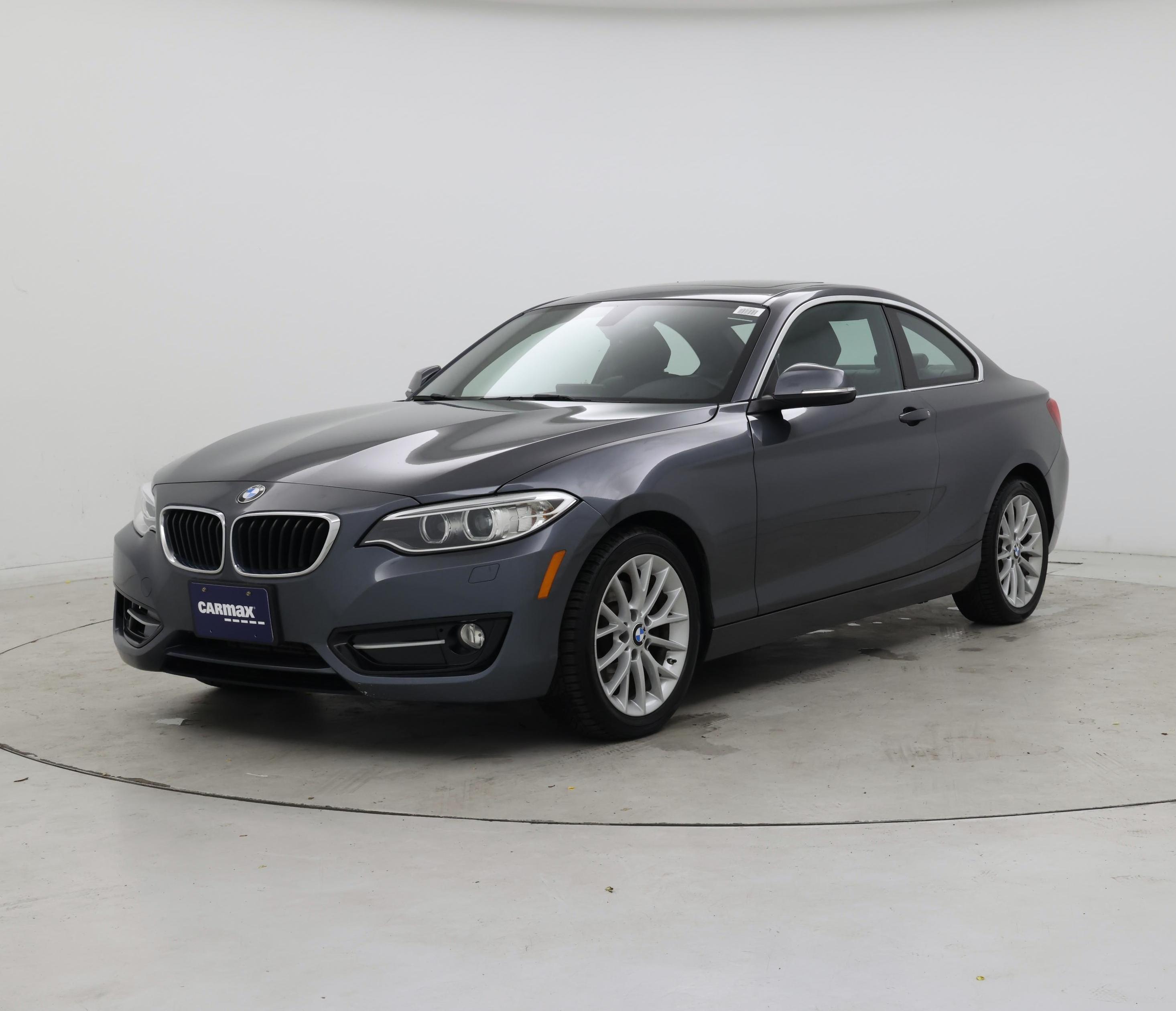 Thumbnail: 2016 BMW 2 Series - 4