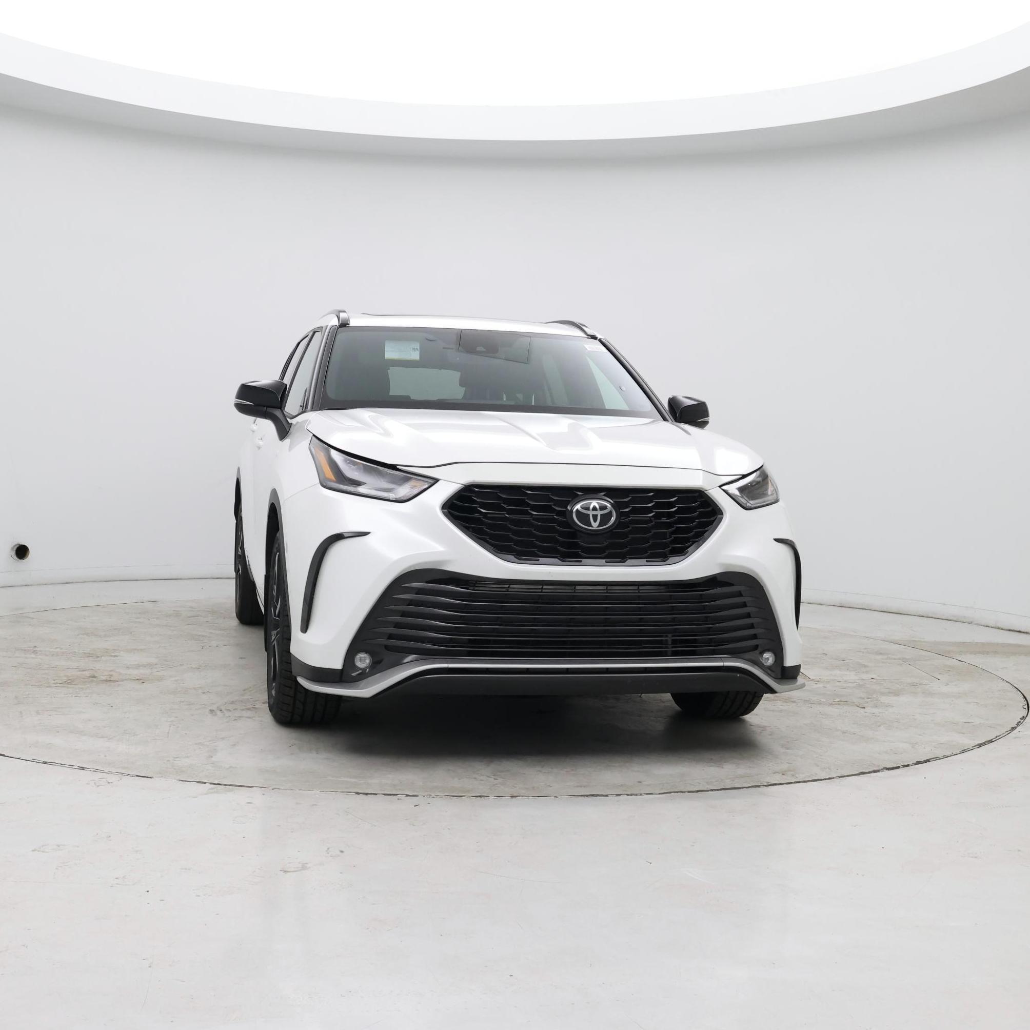 Thumbnail: 2024 Toyota Highlander - 5
