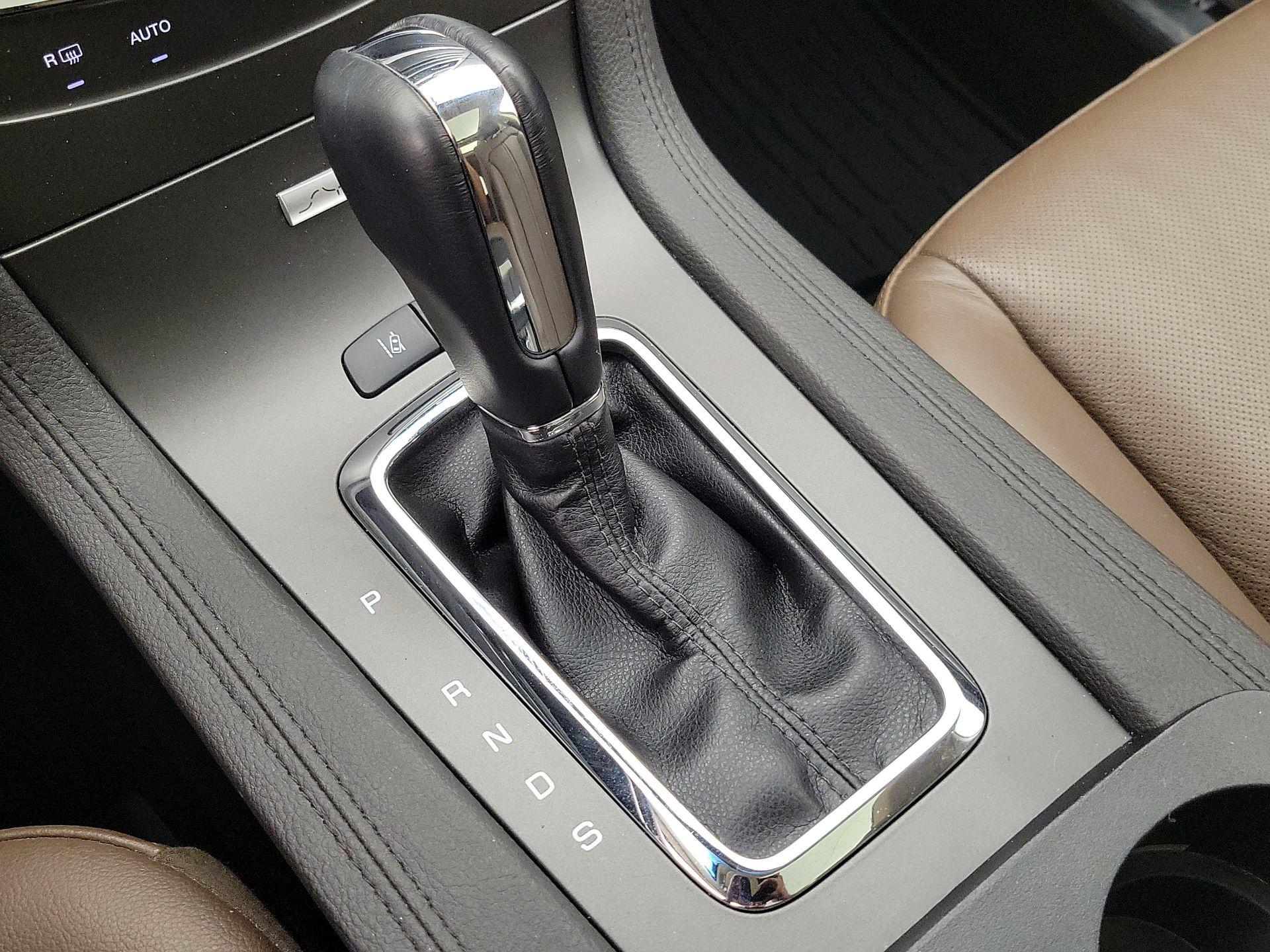 Thumbnail: 2018 Lincoln MKT - 18