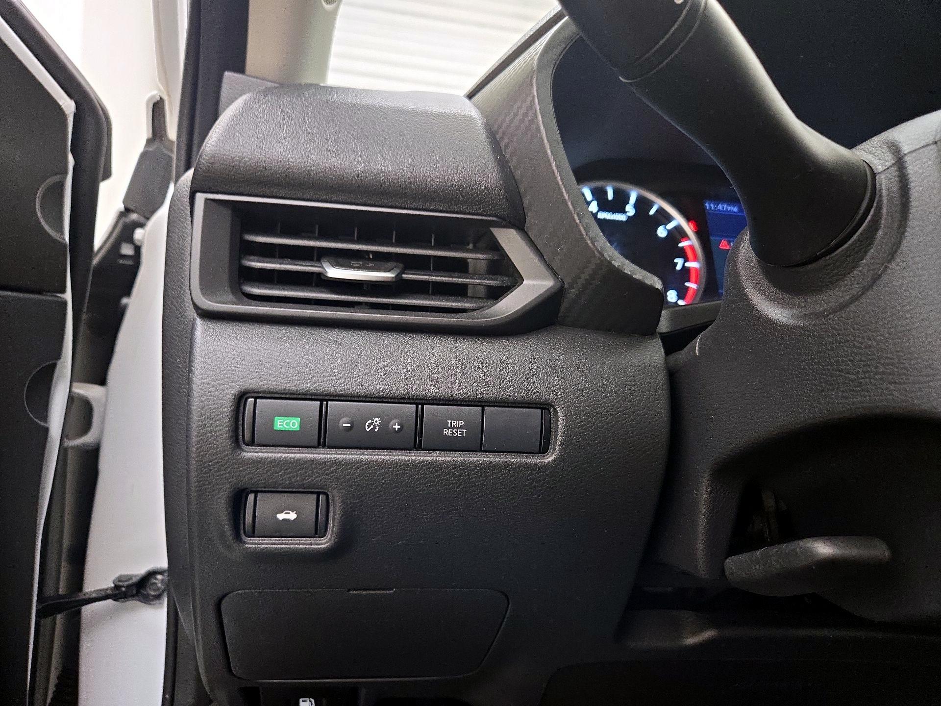 Thumbnail: 2021 Nissan Sentra - 13