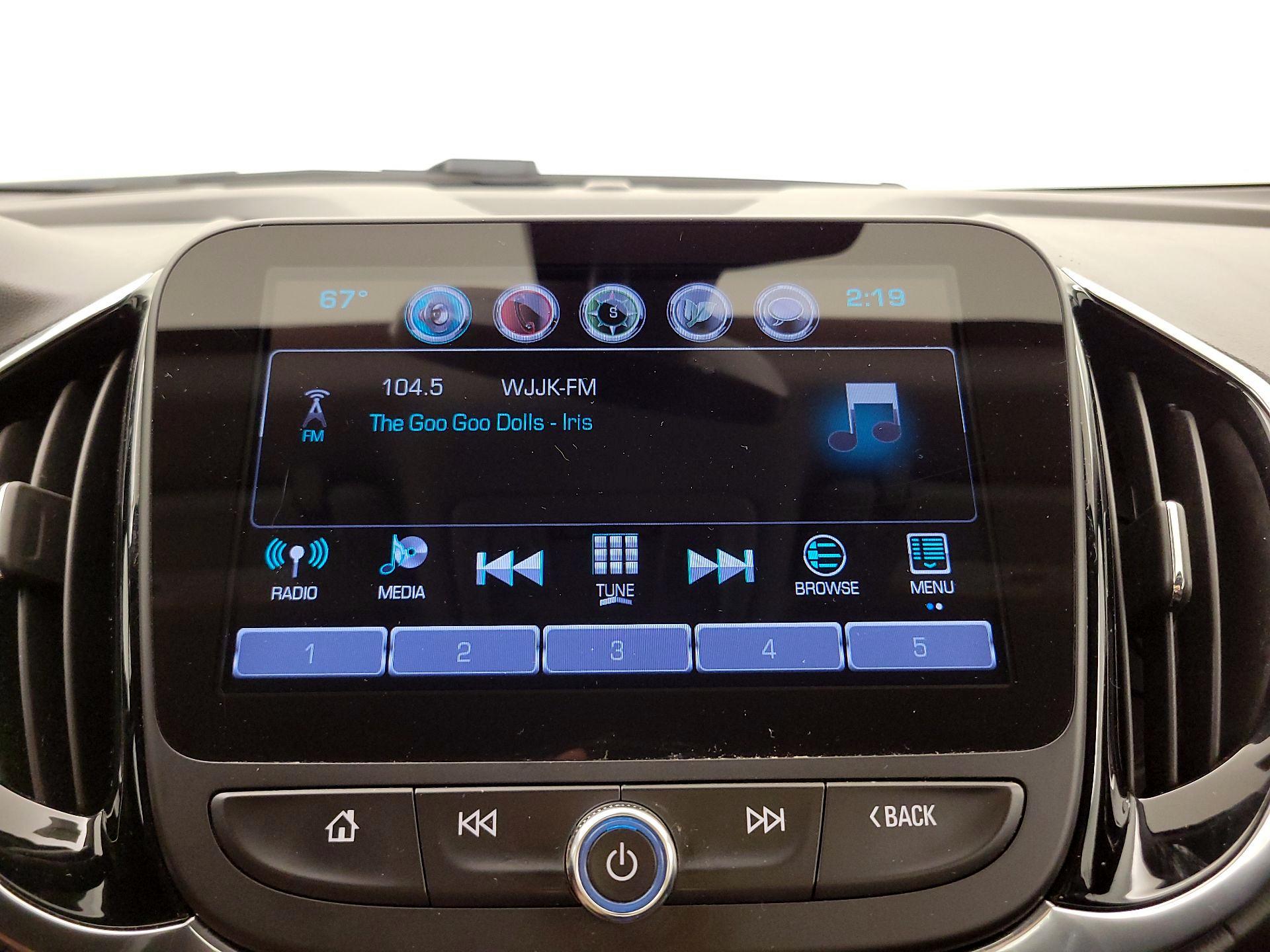 Thumbnail: 2017 Chevrolet Volt - 15