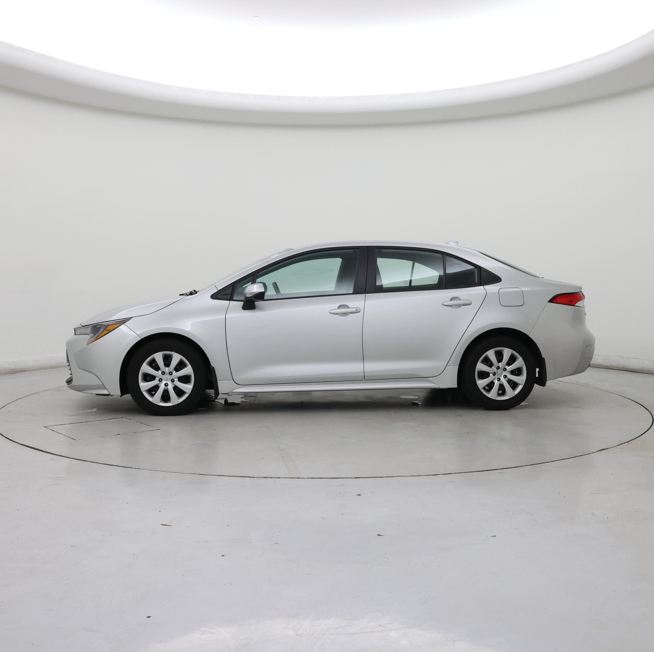 Thumbnail: 2024 Toyota Corolla - 3