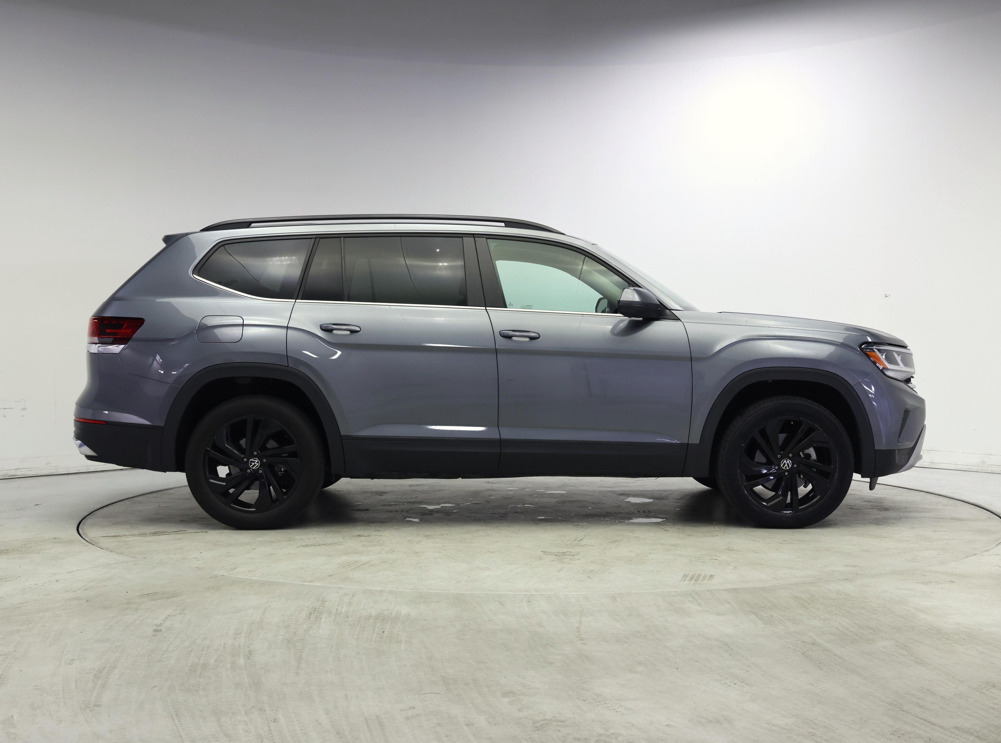 Thumbnail: 2022 Volkswagen Atlas - 7