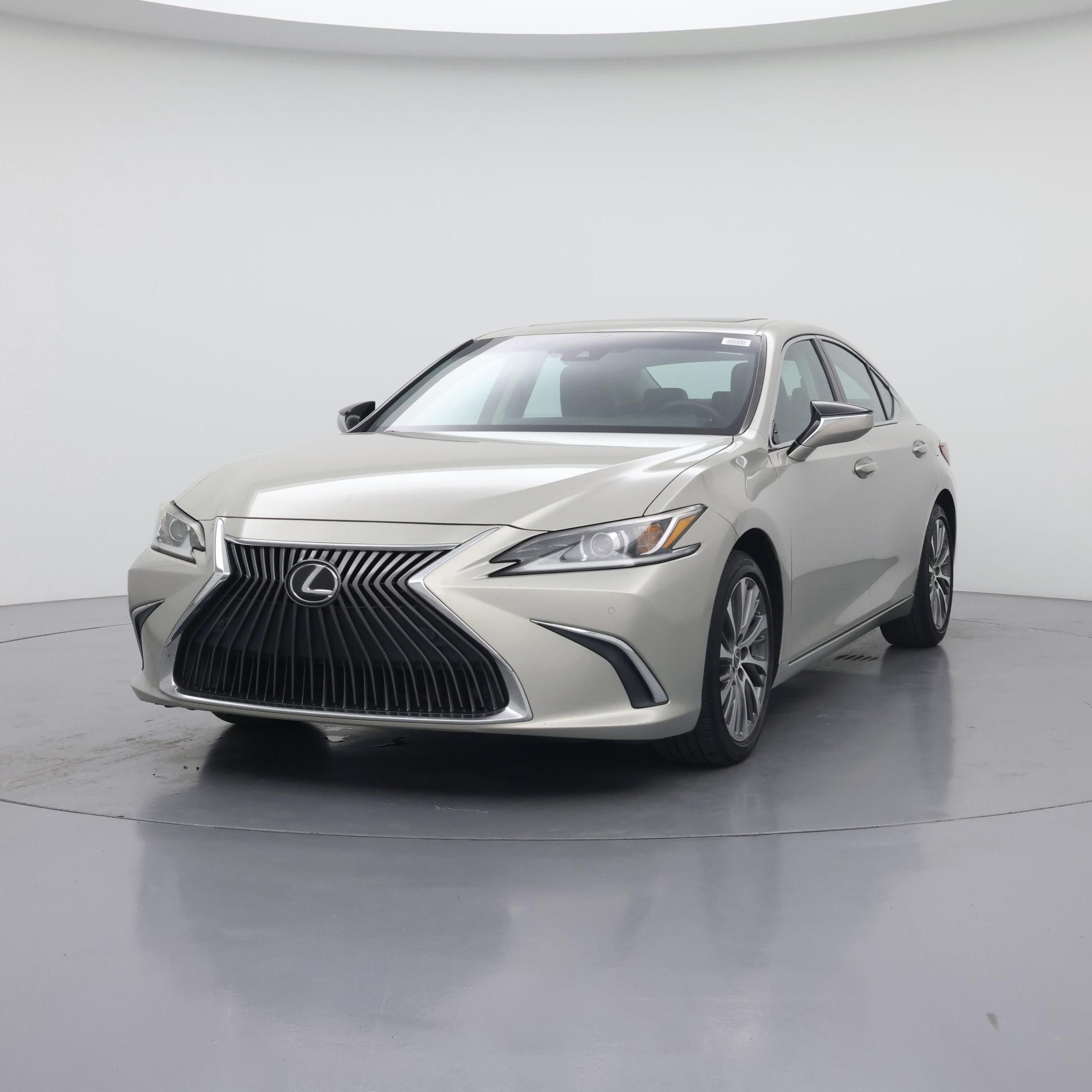 Thumbnail: 2019 Lexus ES - 4