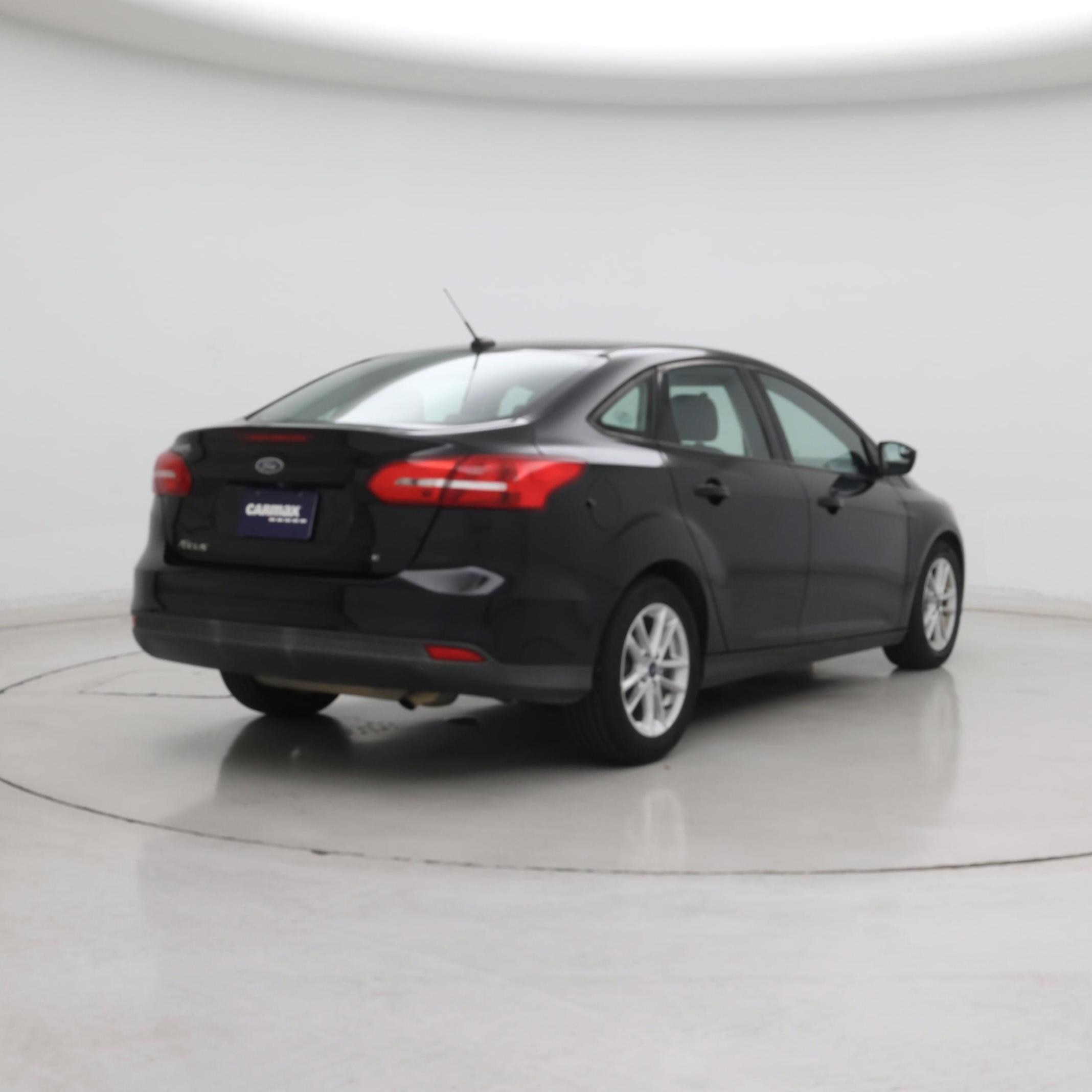 Thumbnail: 2018 Ford Focus - 8