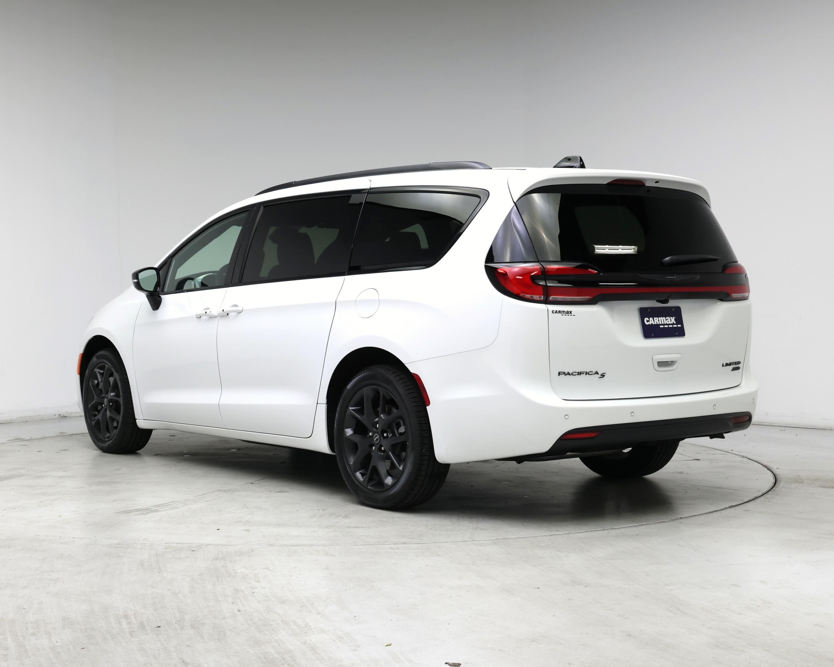 Thumbnail: 2026 Chrysler Pacifica - 2