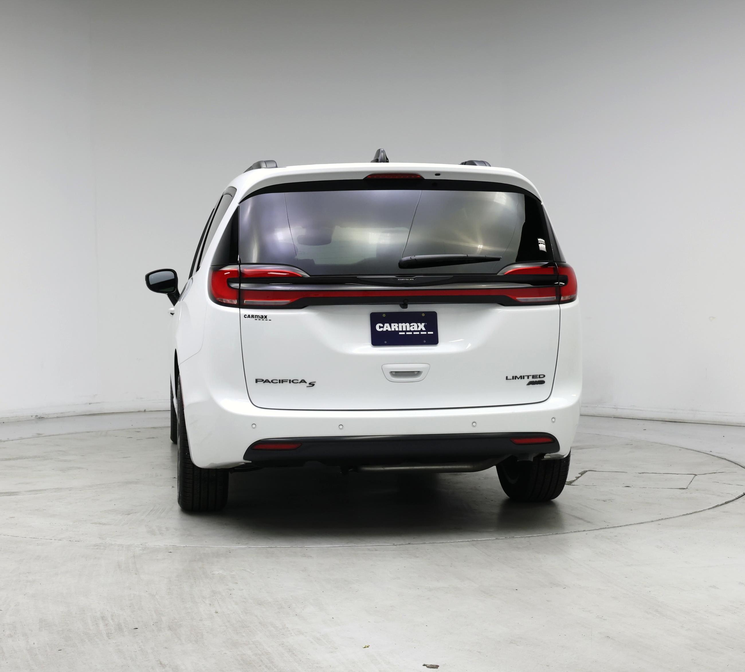 Thumbnail: 2026 Chrysler Pacifica - 6