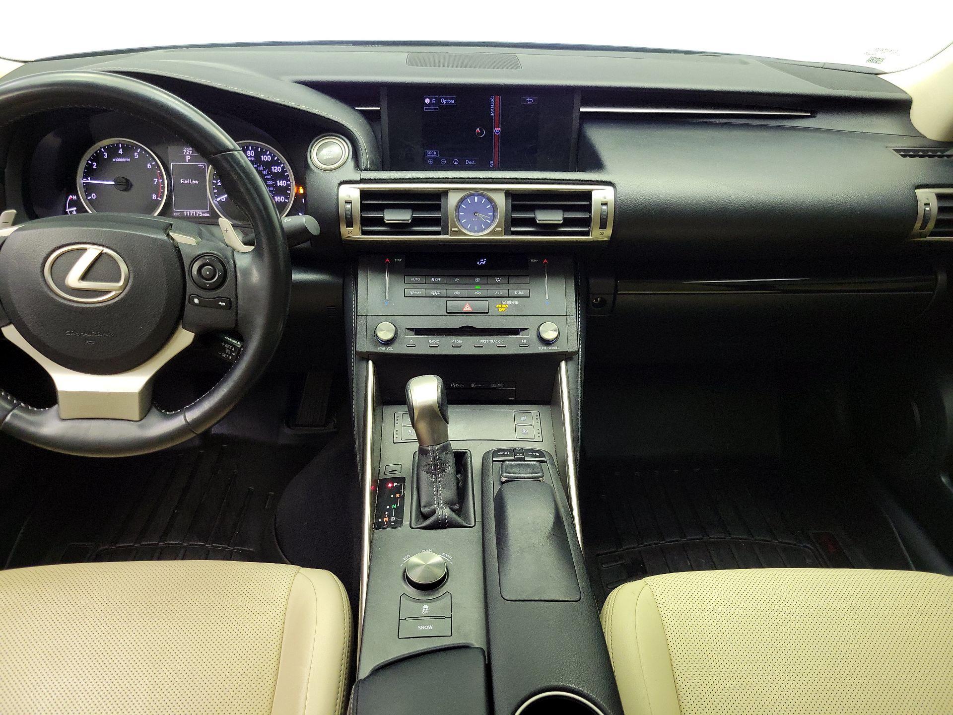Thumbnail: 2015 Lexus IS - 9