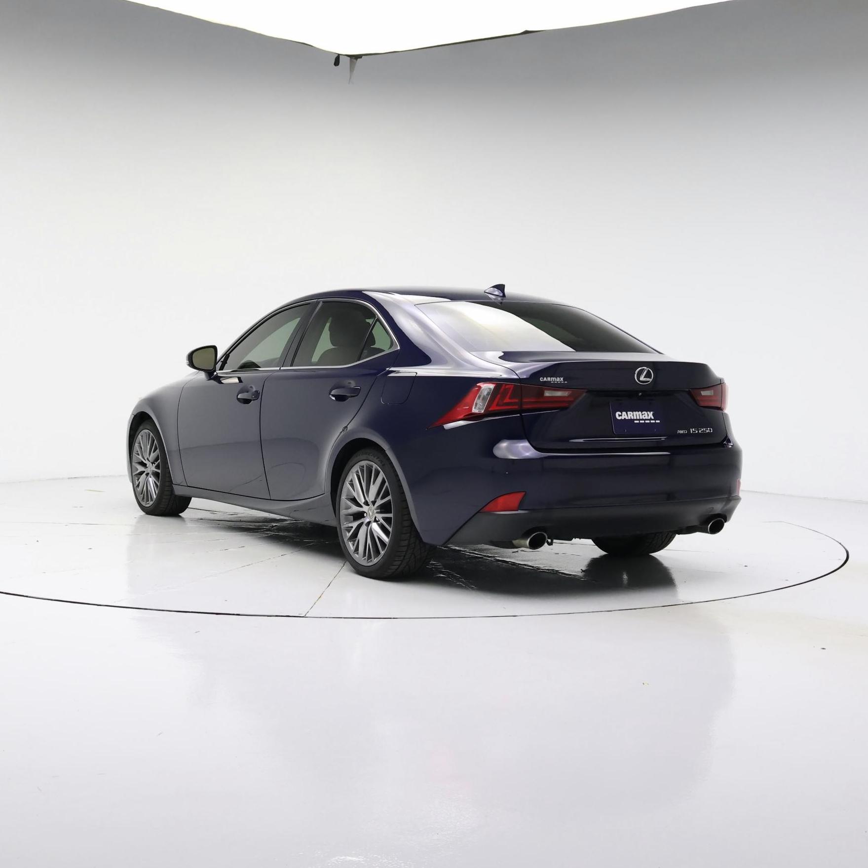 Thumbnail: 2015 Lexus IS - 2