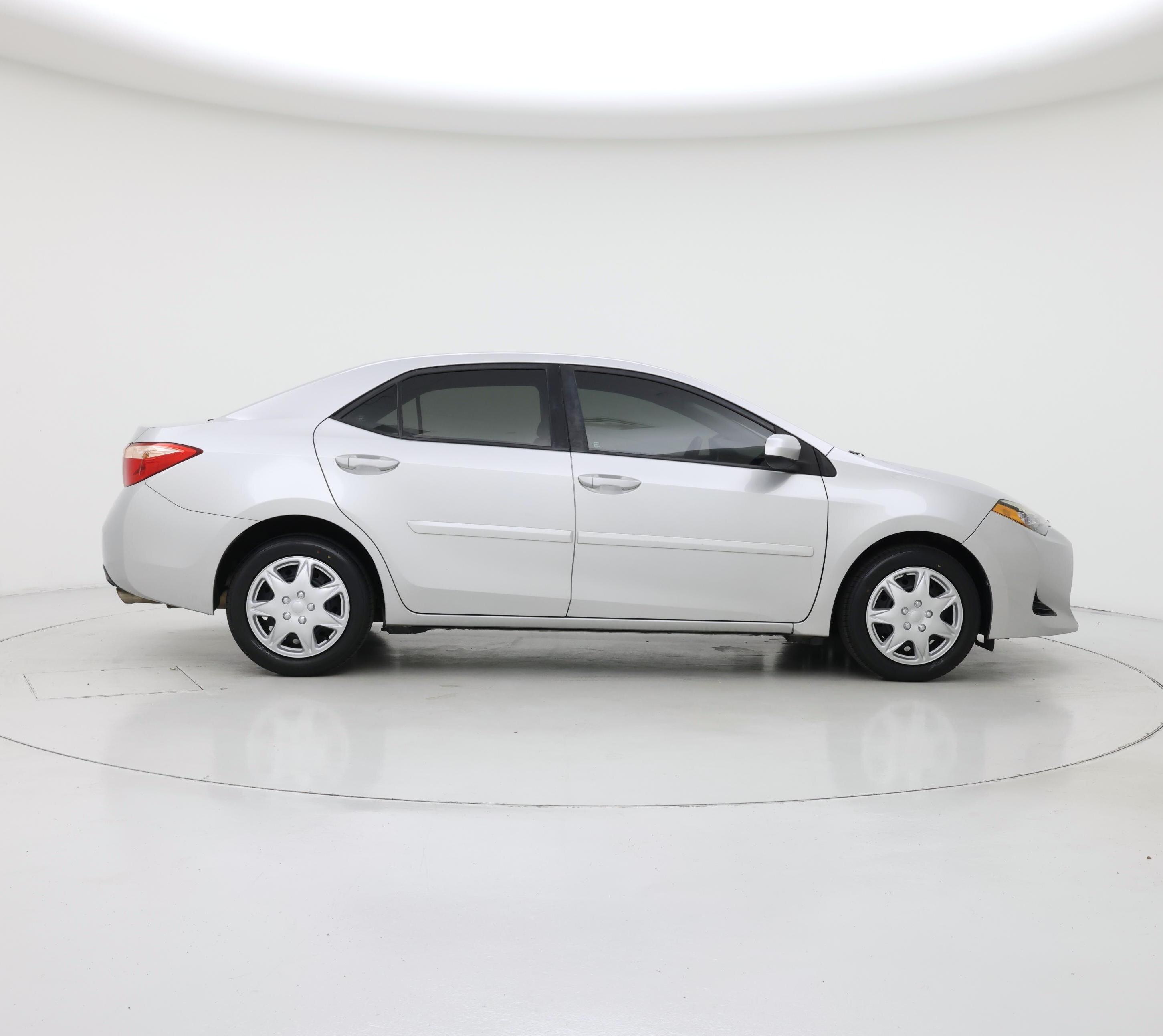 Thumbnail: 2017 Toyota Corolla - 7