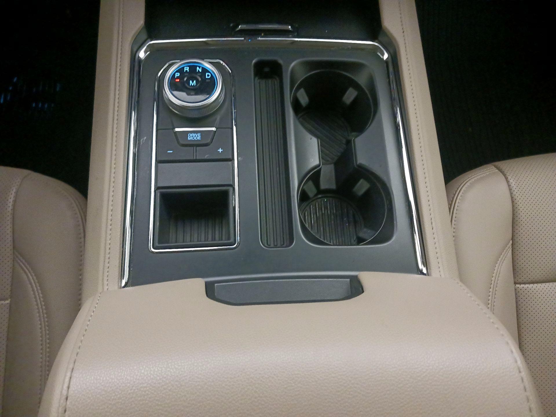 Thumbnail: 2024 Ford Expedition - 18
