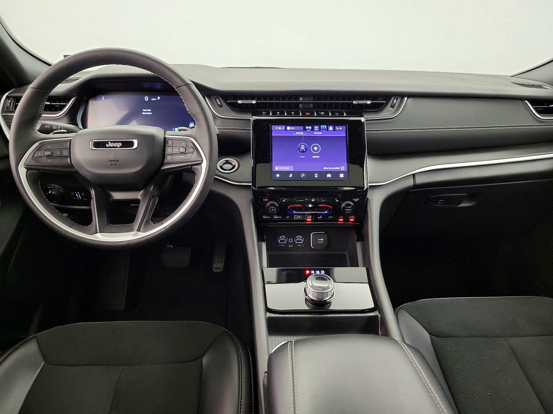 Thumbnail: 2025 Jeep Grand Cherokee - 9