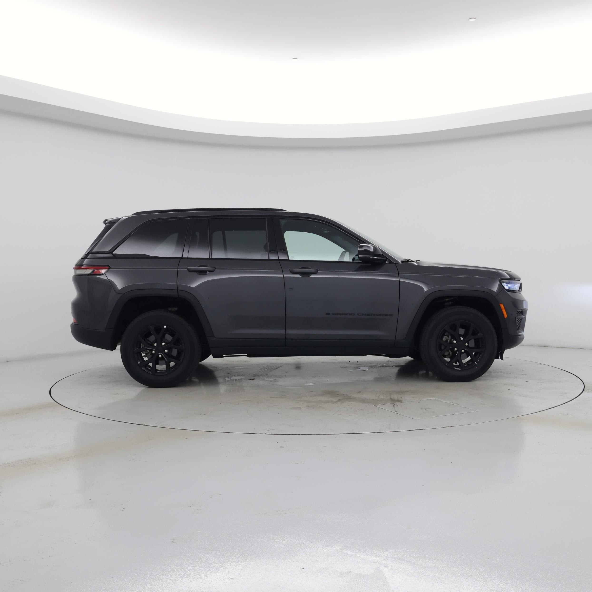 Thumbnail: 2025 Jeep Grand Cherokee - 7