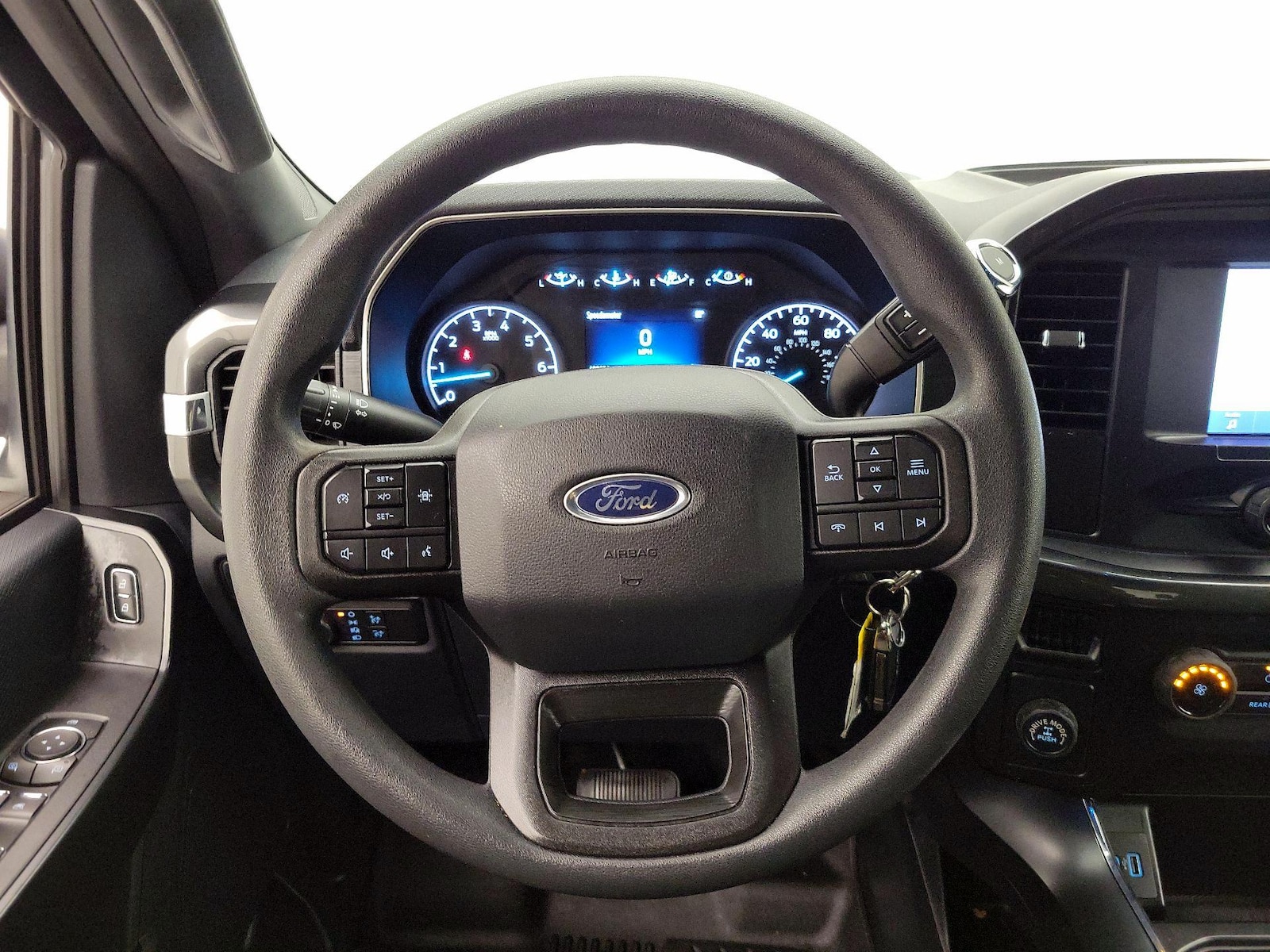 2021 Ford F-150 XL - Photo 11