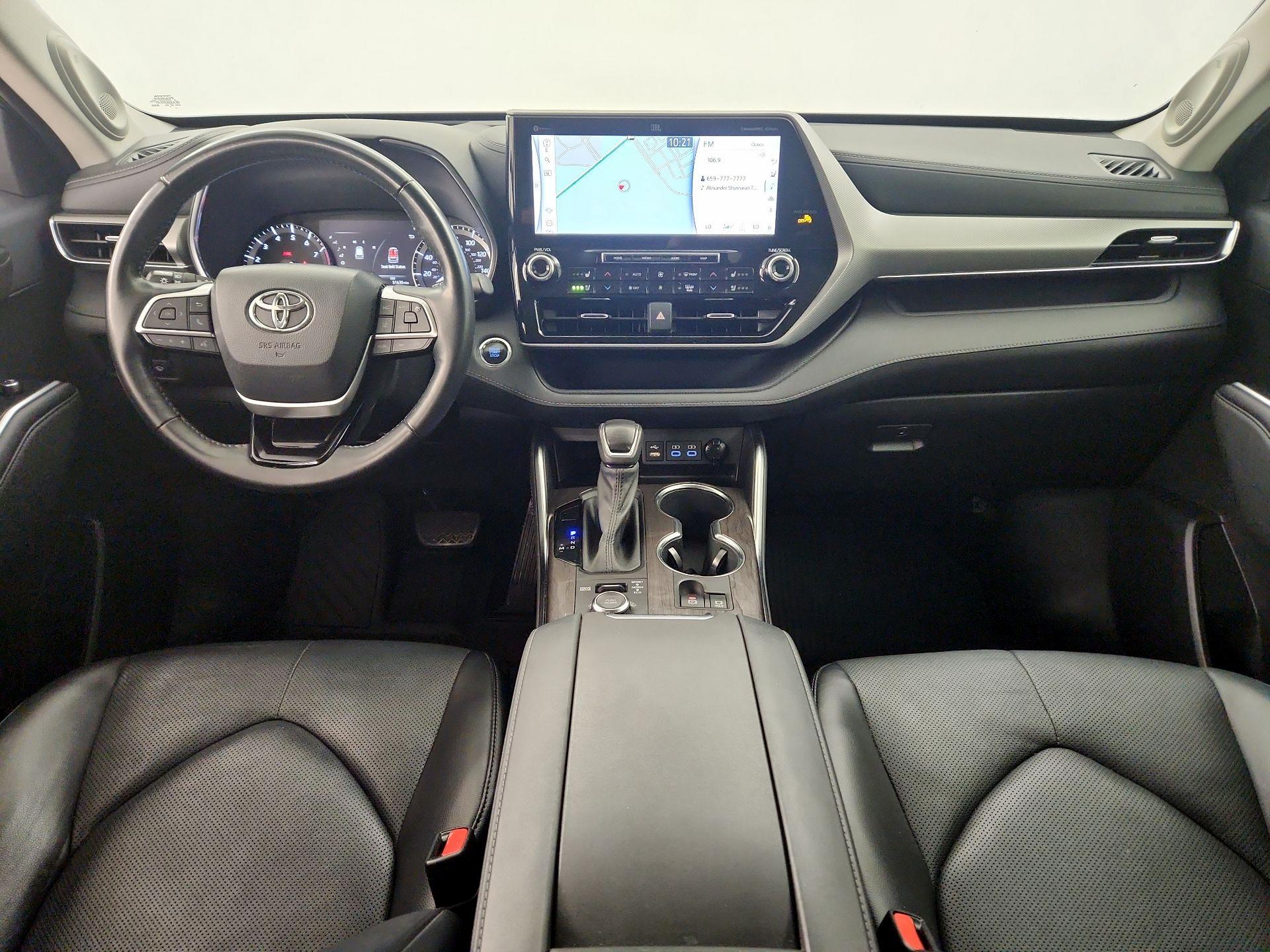 Thumbnail: 2022 Toyota Highlander - 9