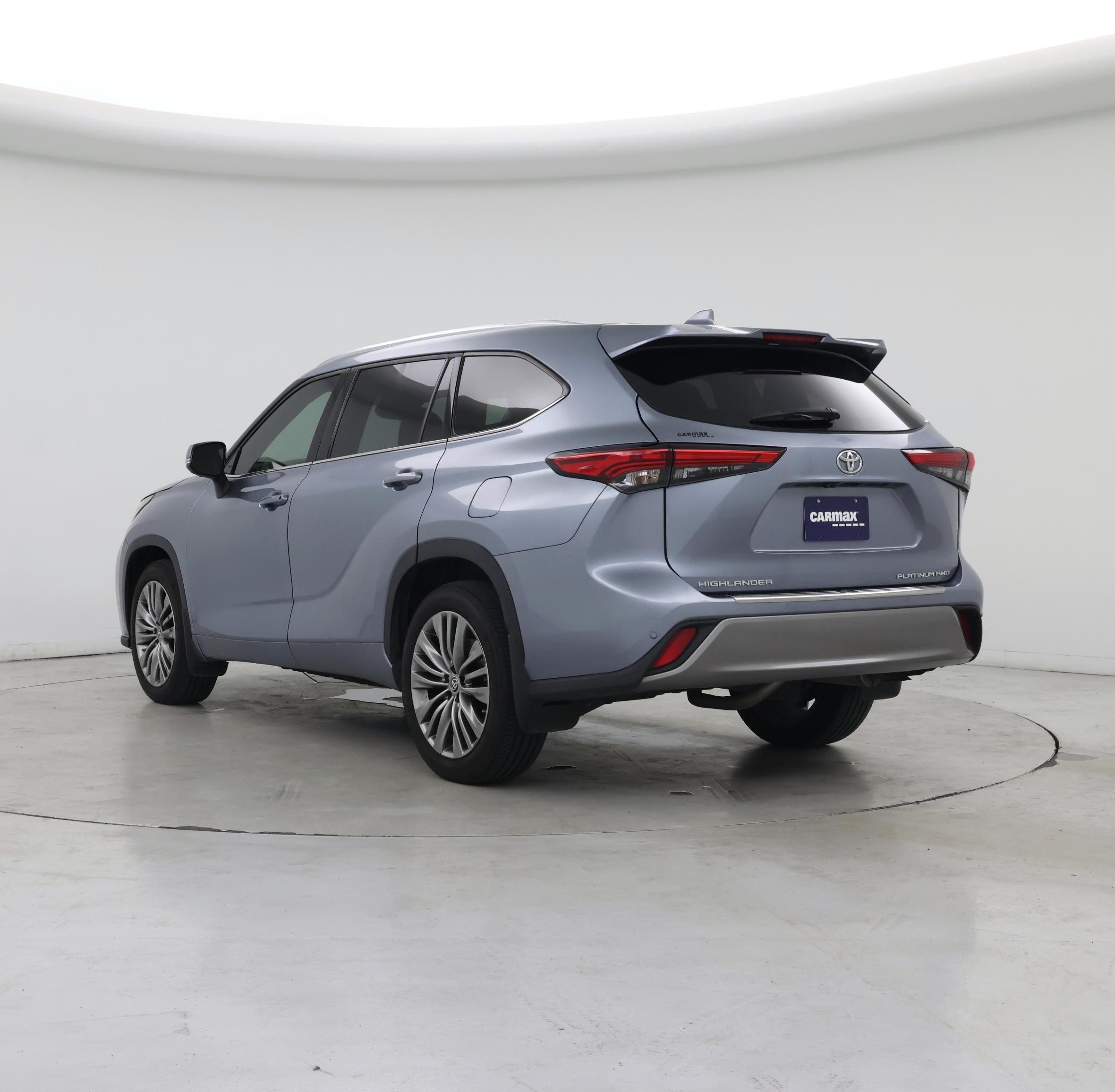 Thumbnail: 2022 Toyota Highlander - 2