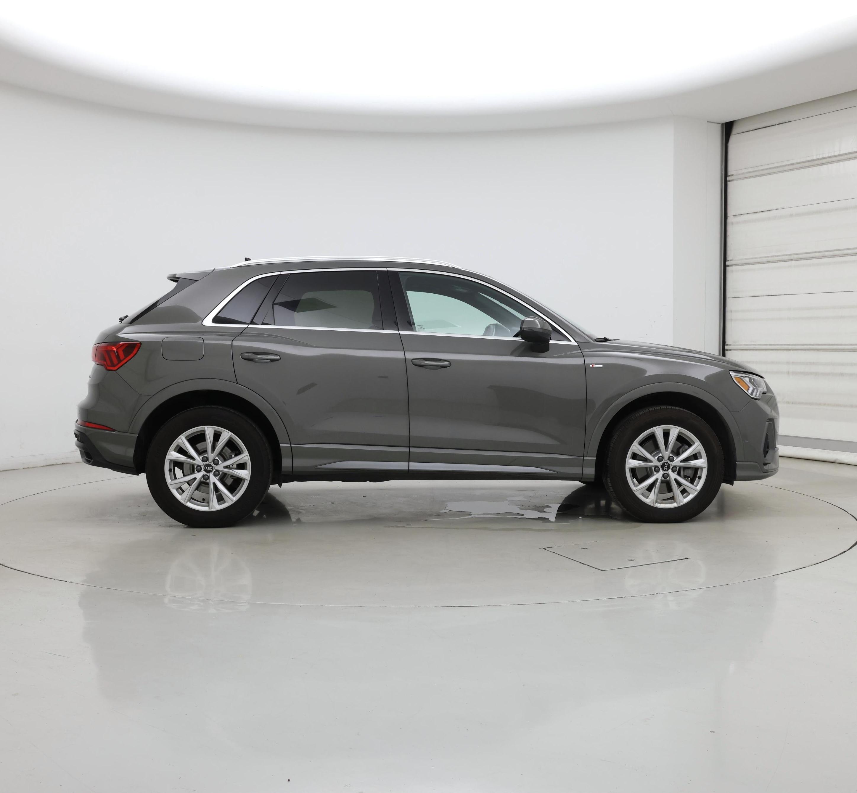 Thumbnail: 2022 Audi Q3 - 7