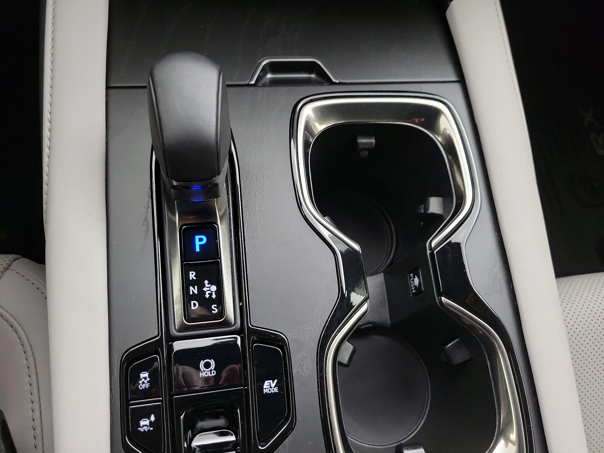 Thumbnail: 2025 Lexus RX - 18
