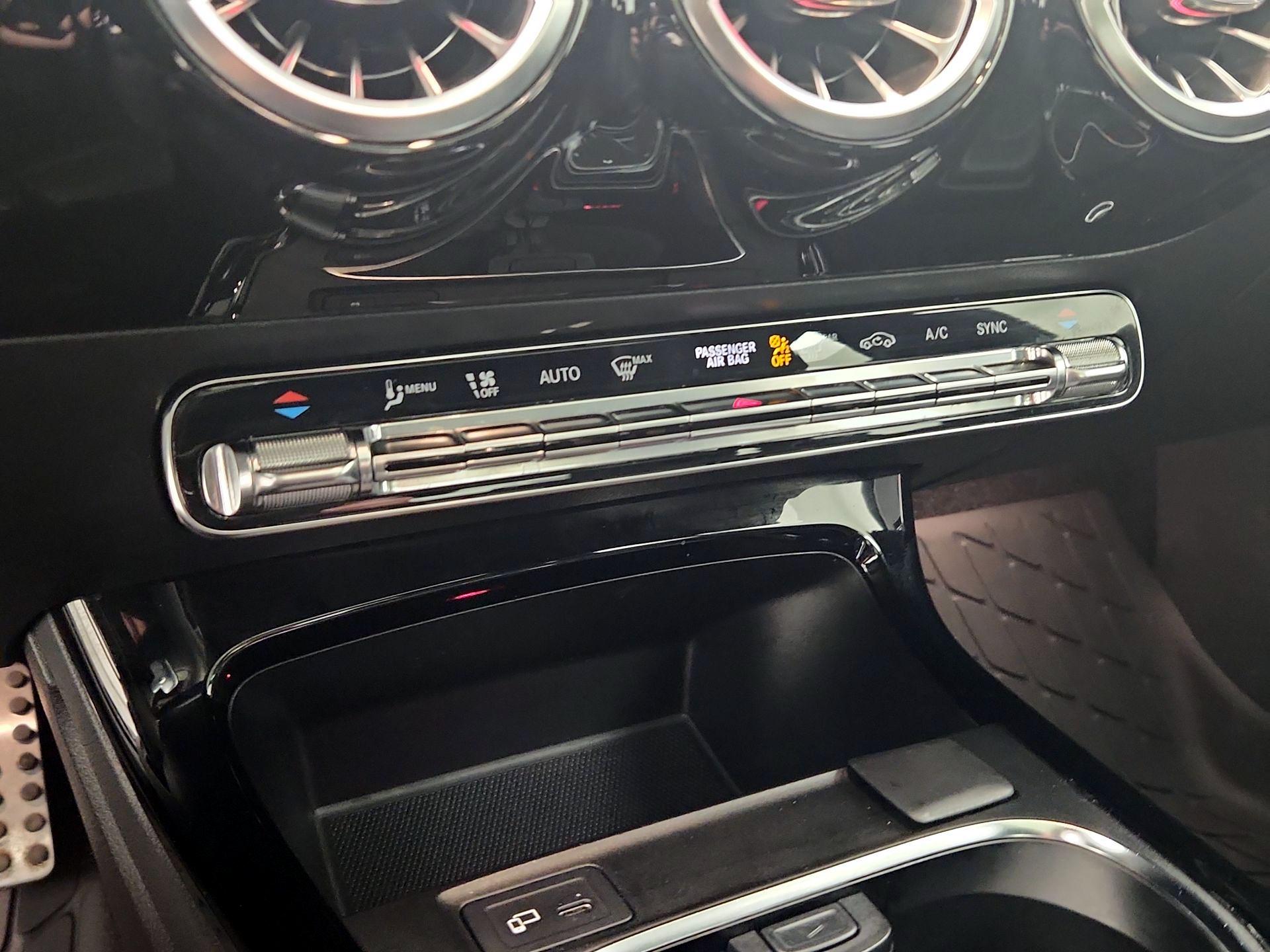 Thumbnail: 2020 Mercedes-Benz CLA - 16
