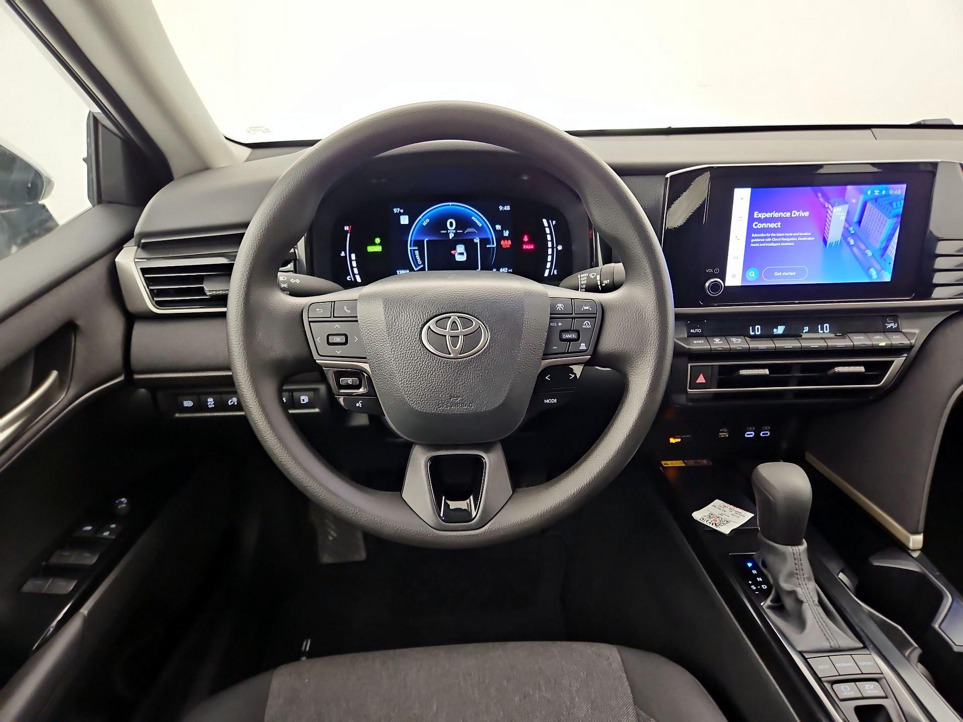 Thumbnail: 2025 Toyota Camry - 10