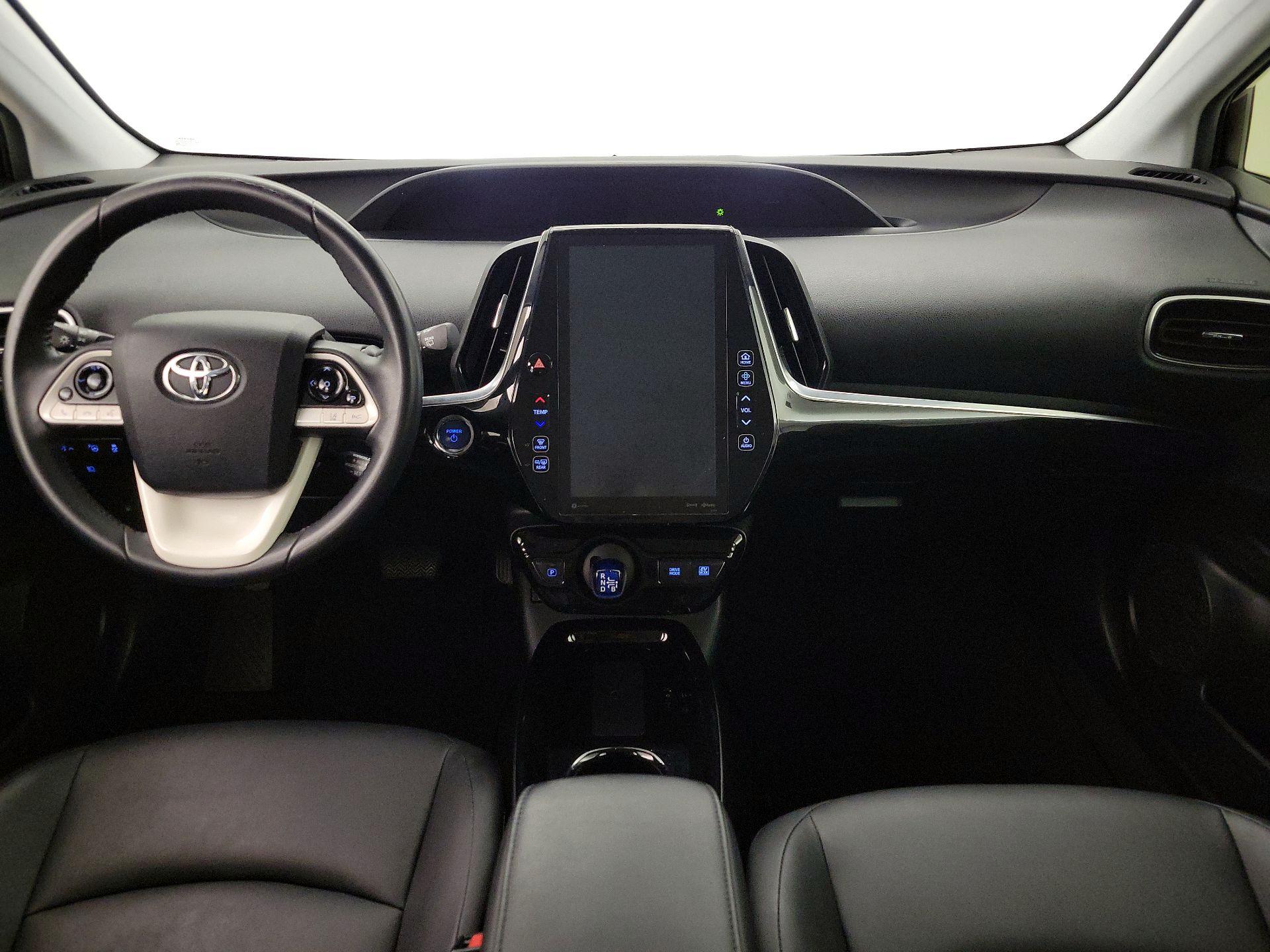Thumbnail: 2018 Toyota Prius - 9