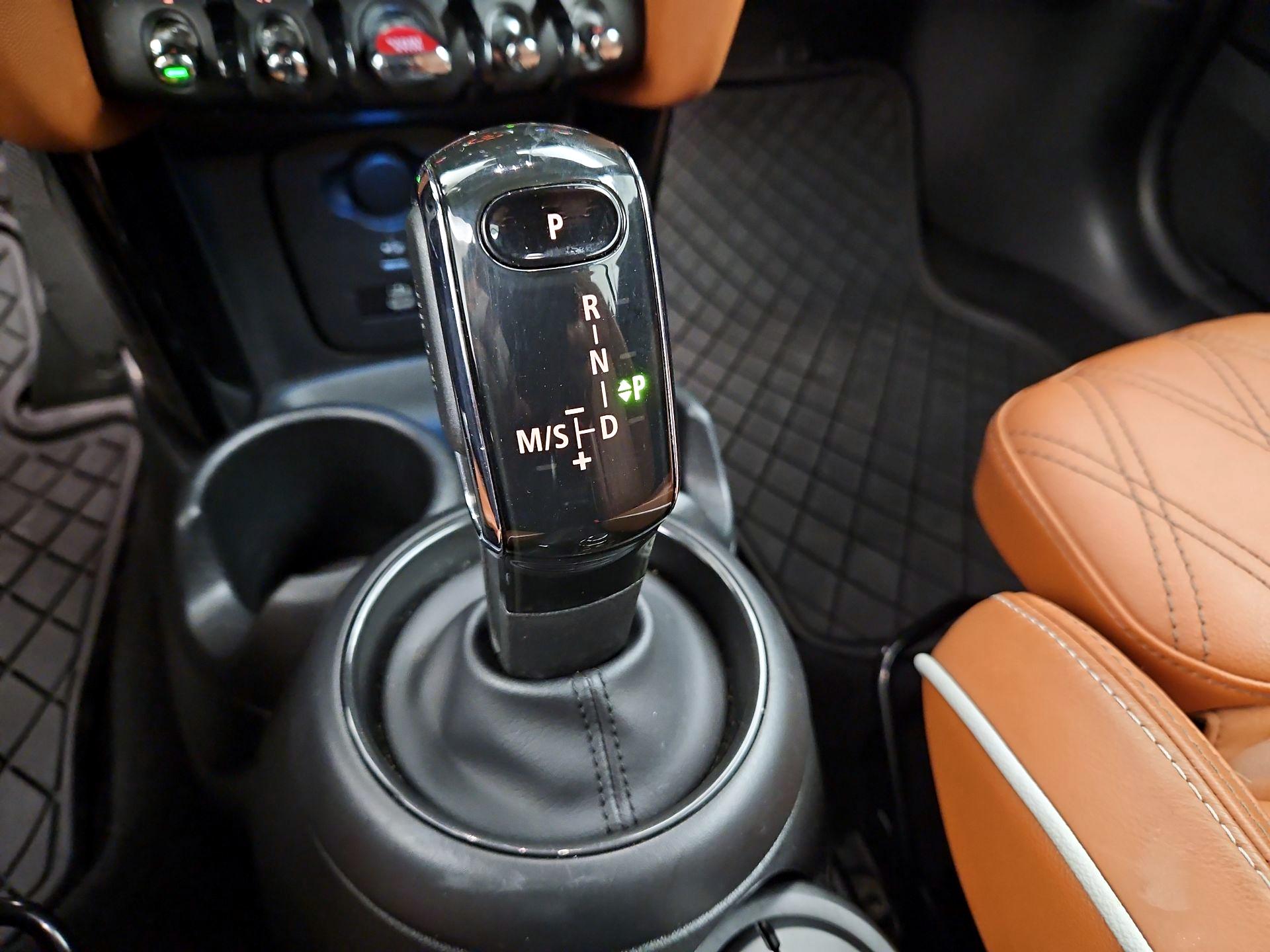 Thumbnail: 2023 MINI Cooper - 18
