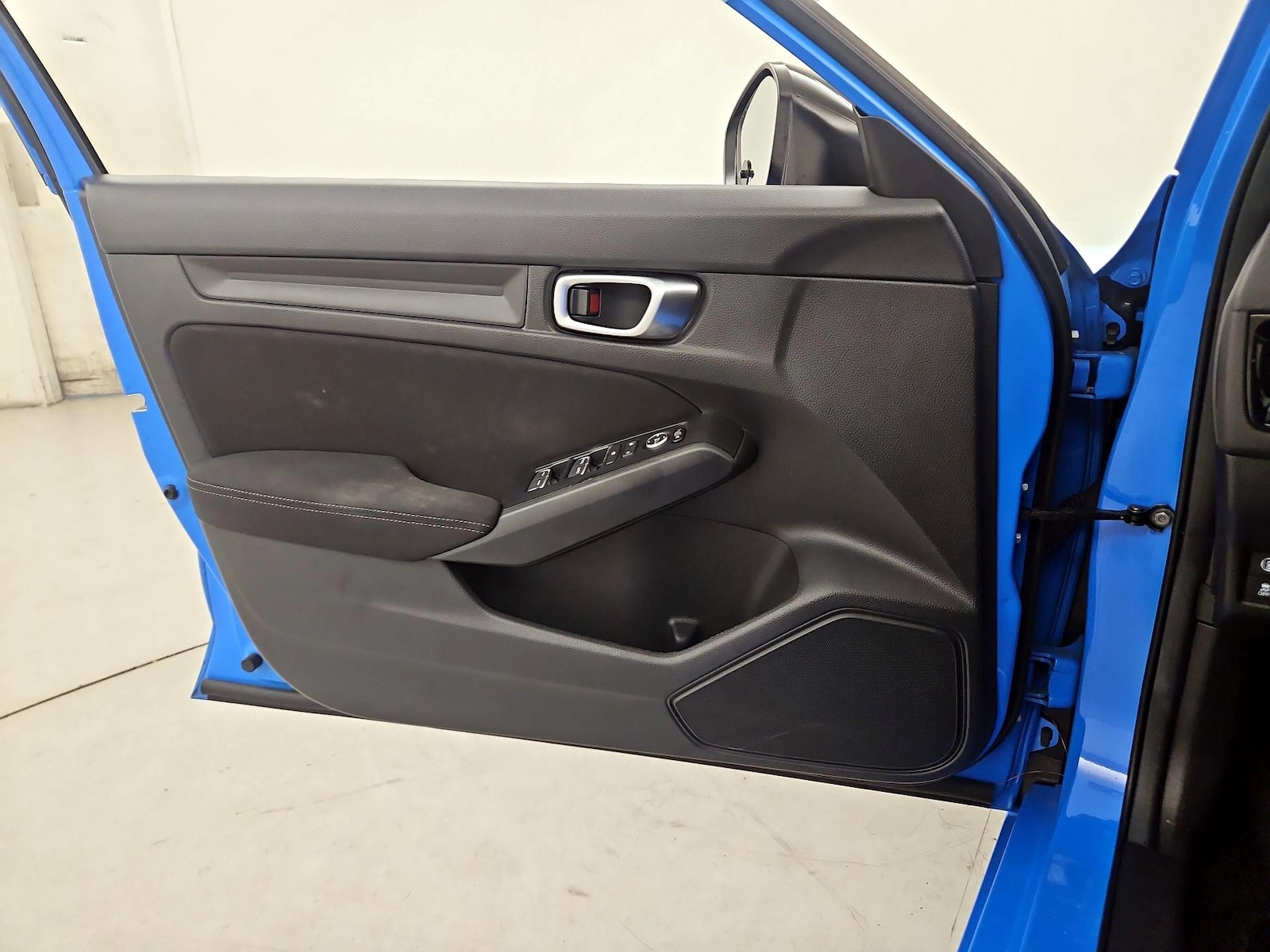 2024 Honda Civic Hatchback Sport - Photo 13