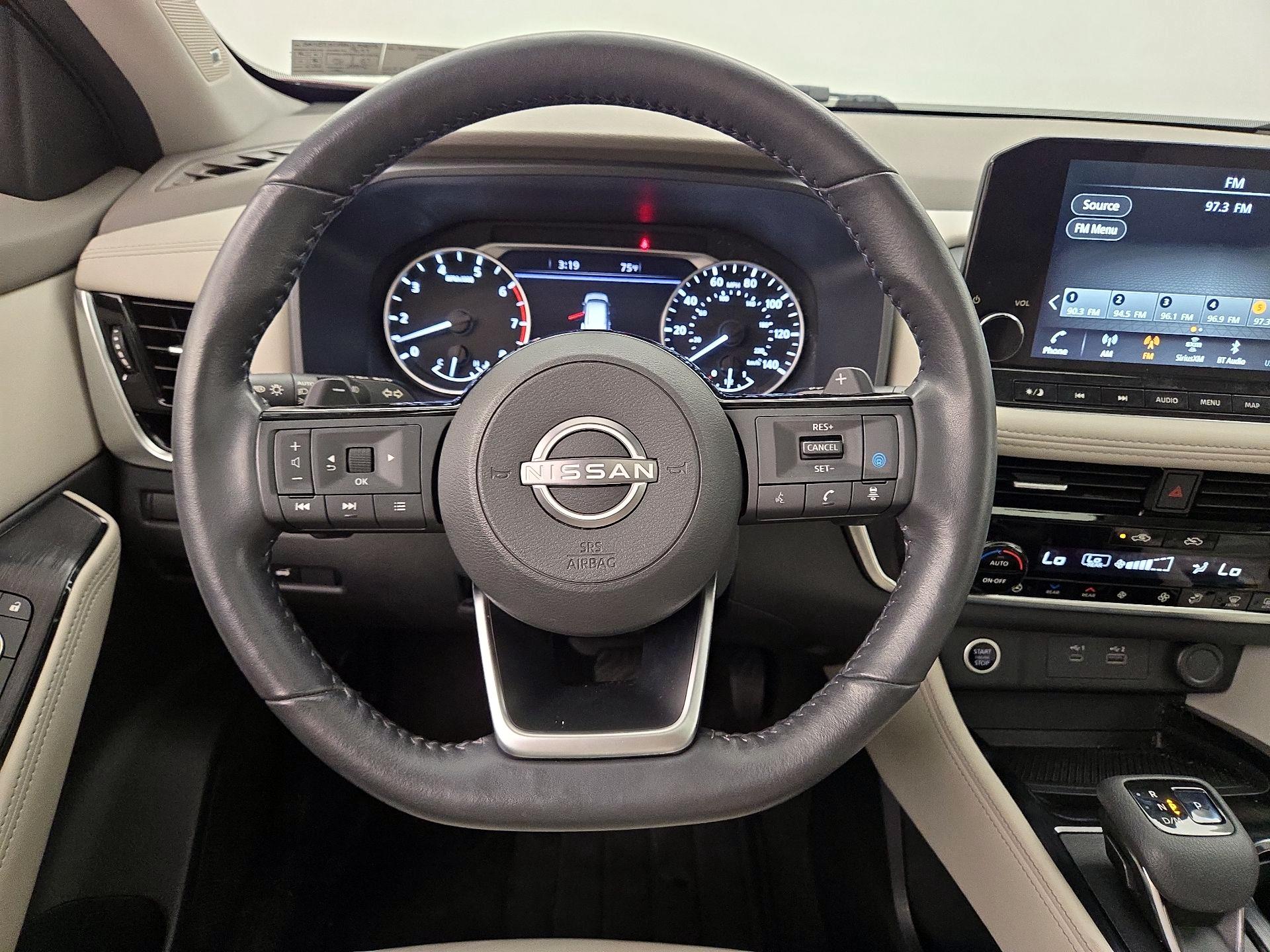 Thumbnail: 2022 Nissan Rogue - 10