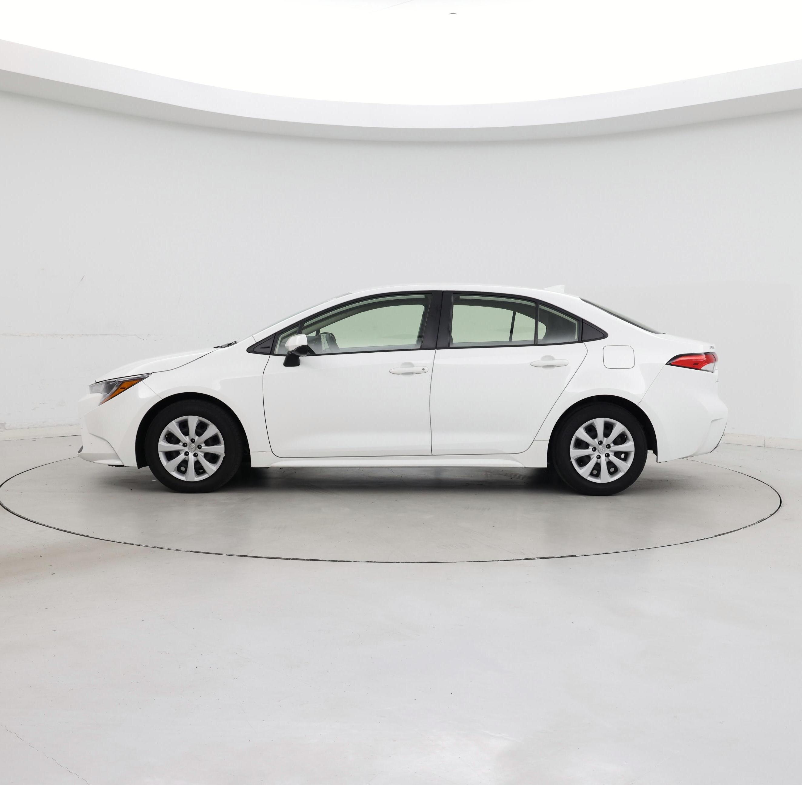 Thumbnail: 2022 Toyota Corolla - 3