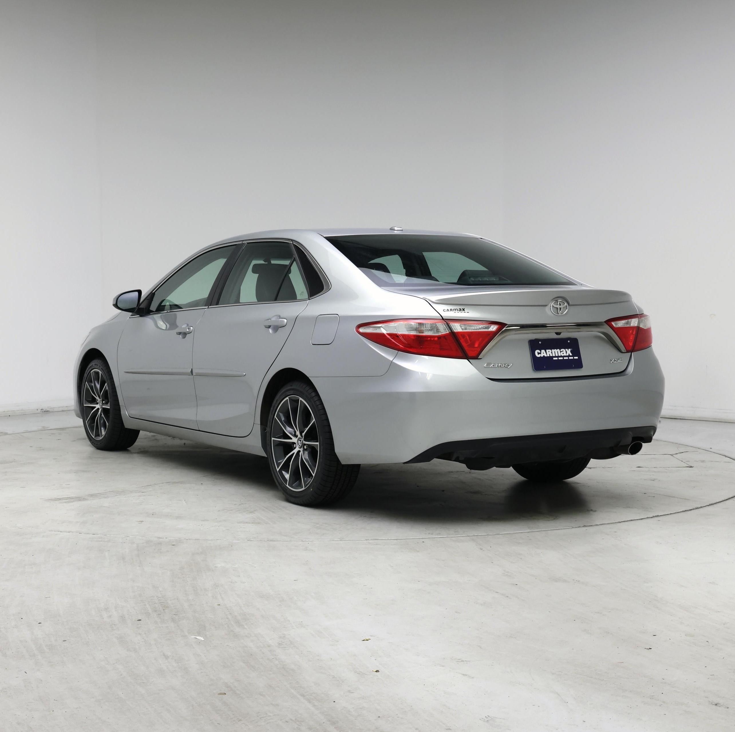Thumbnail: 2016 Toyota Camry - 2